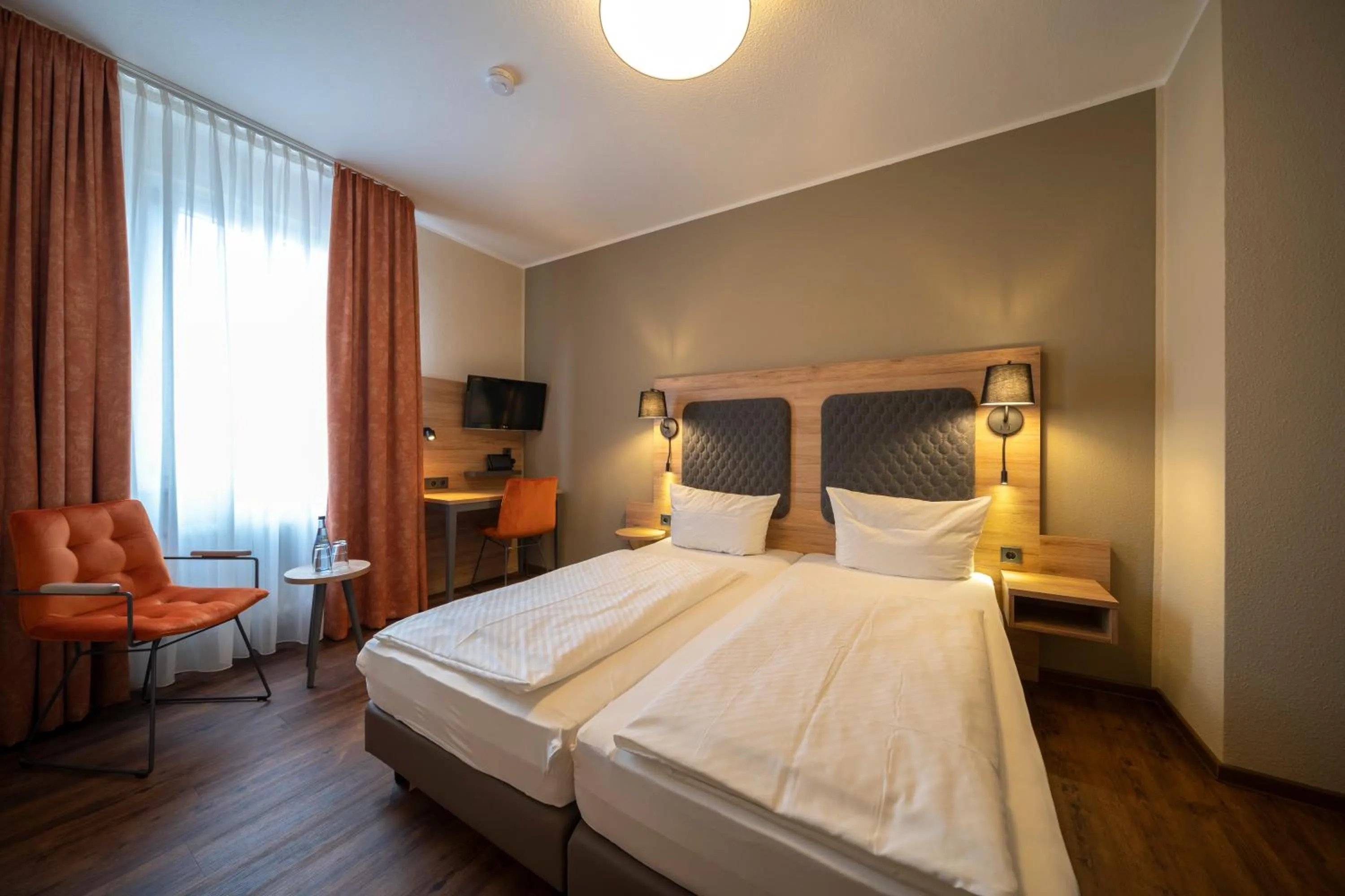 Photo of the whole room, Bed in Hotel Hirsch