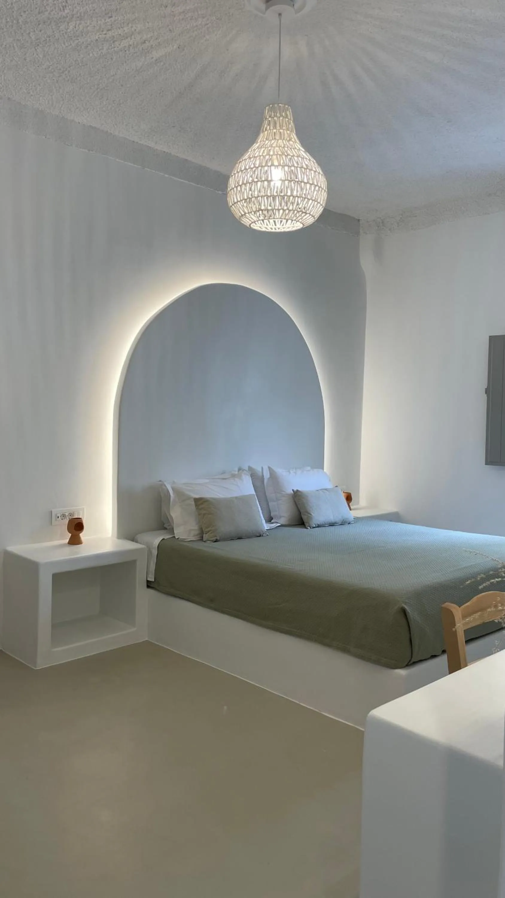 Mod Santorini Vegan Accommodation