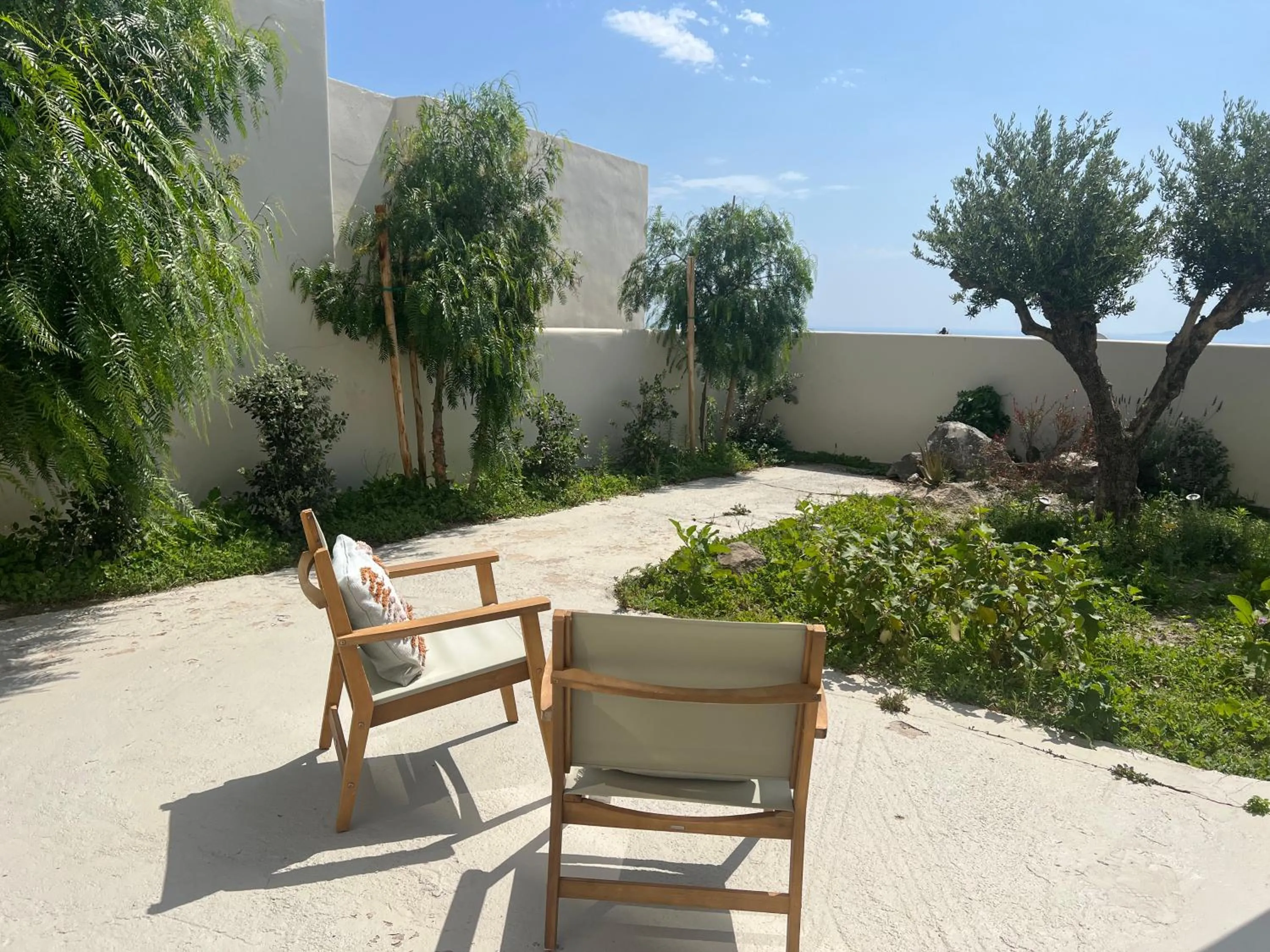 Mod Santorini Vegan Accommodation