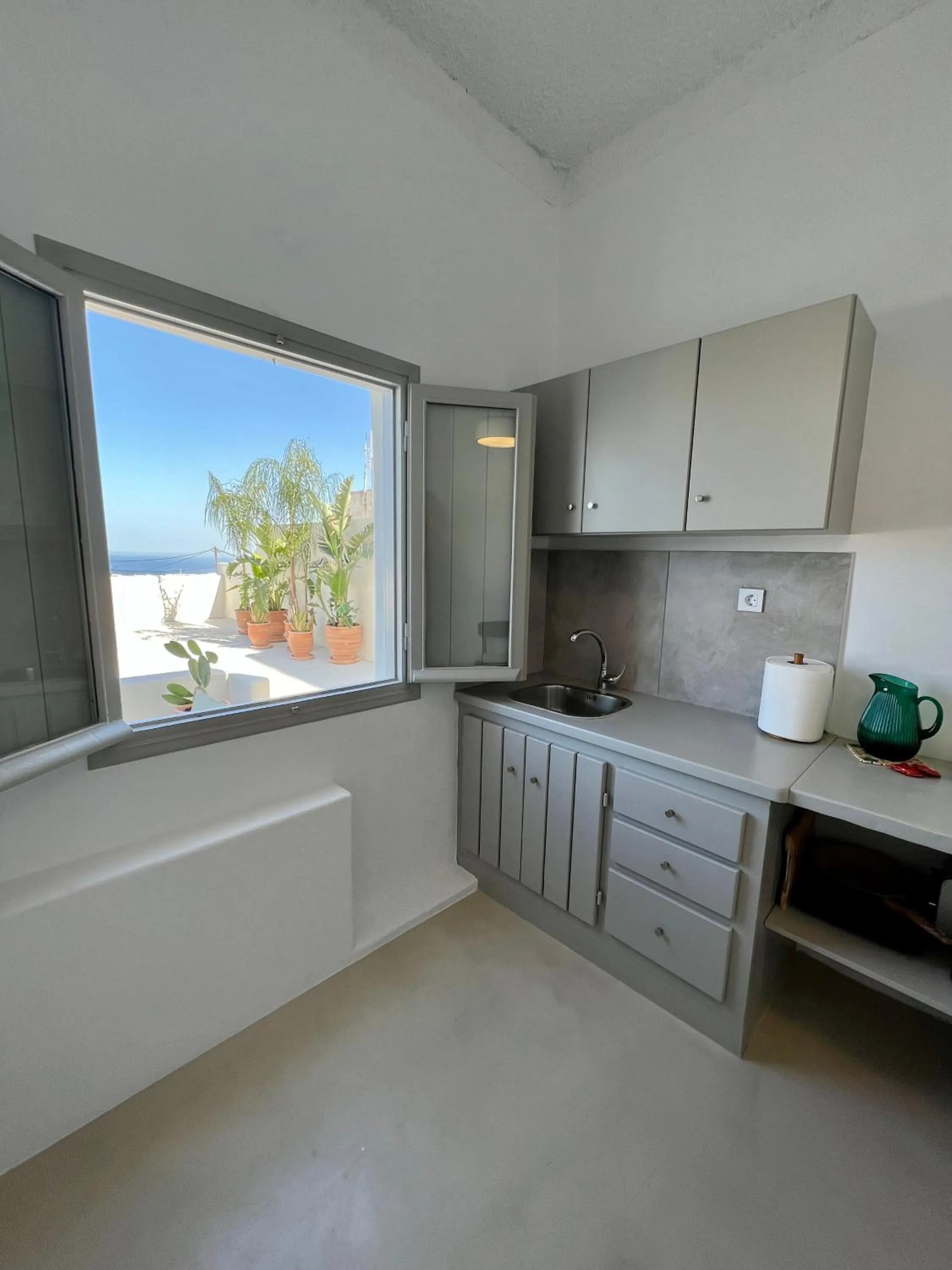 Kitchen or kitchenette in Mod Santorini Vegan Accommodation