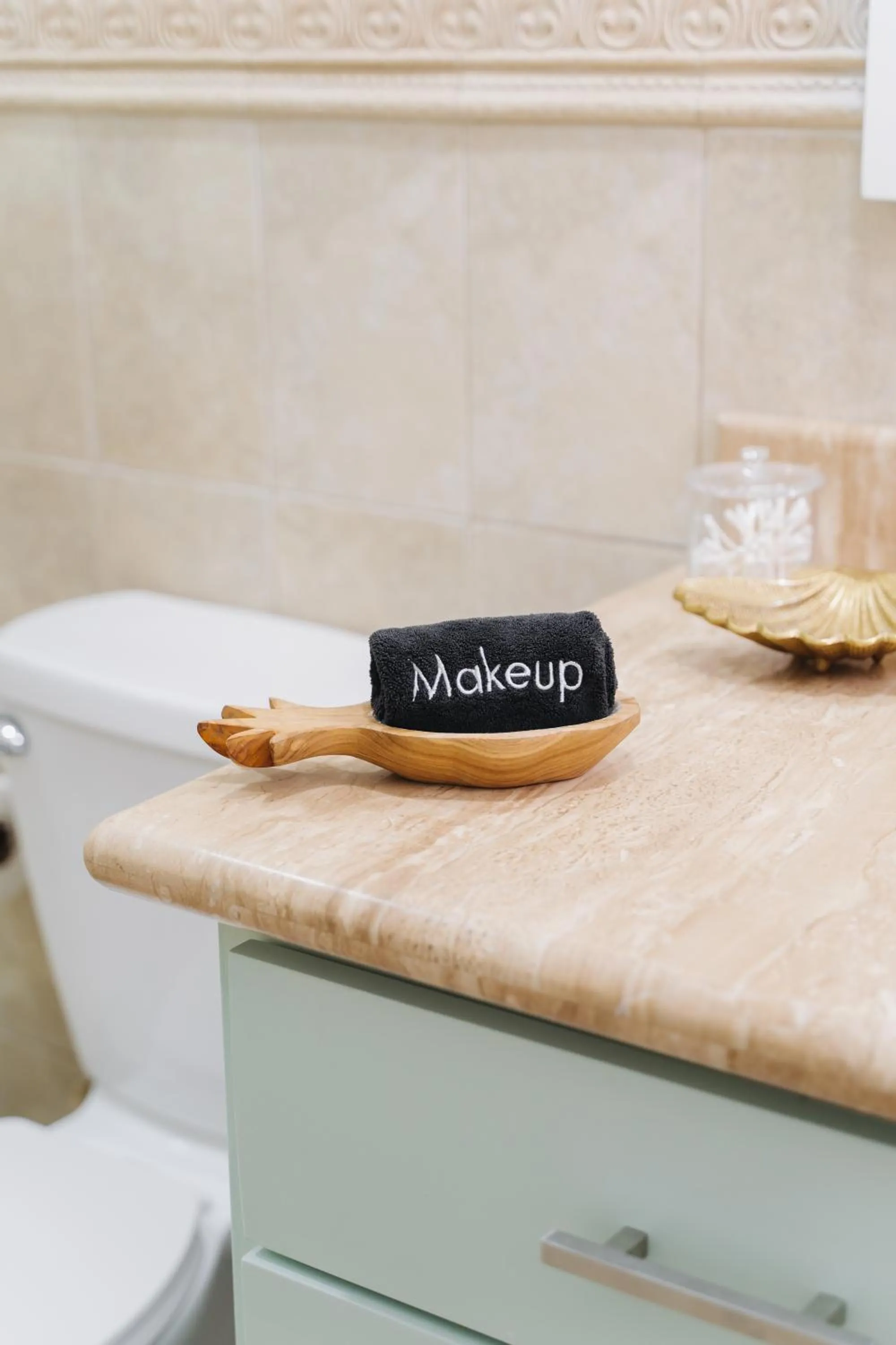 Bathroom in Blue Roatan Resort