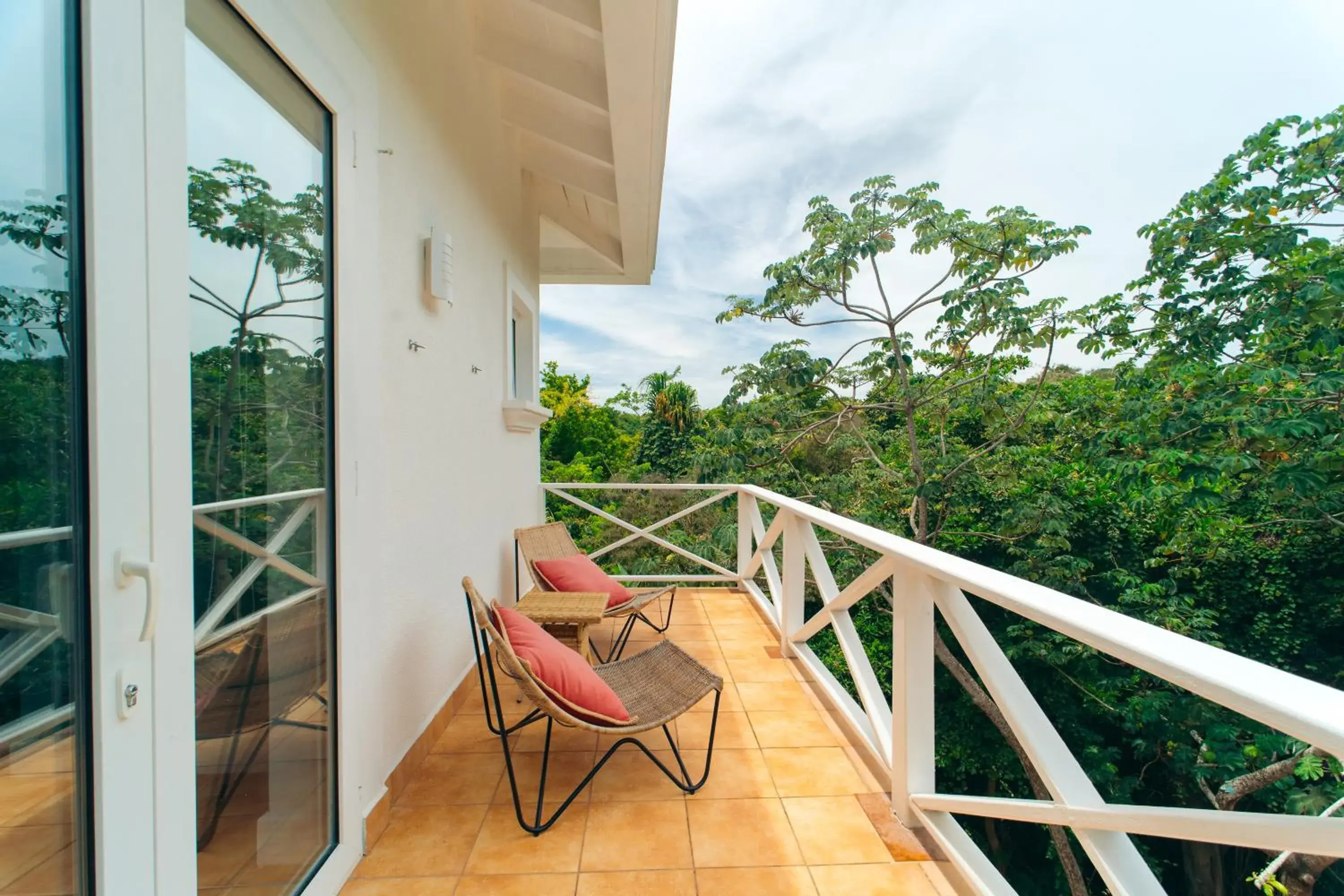 Double Room with Terrace in Blue Roatan Resort Double Room with Terrace in Blue Roatan Resort