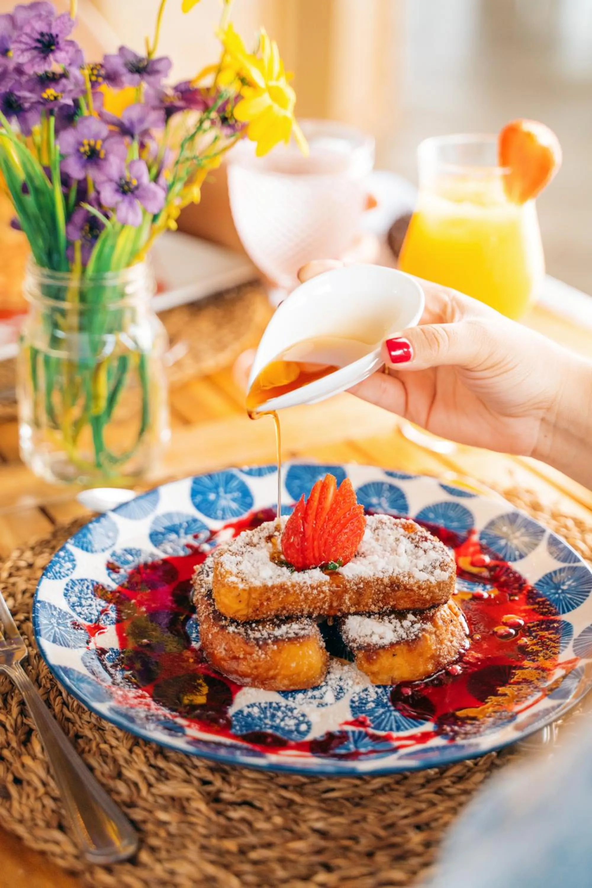 Food and drinks in Blue Roatan Resort