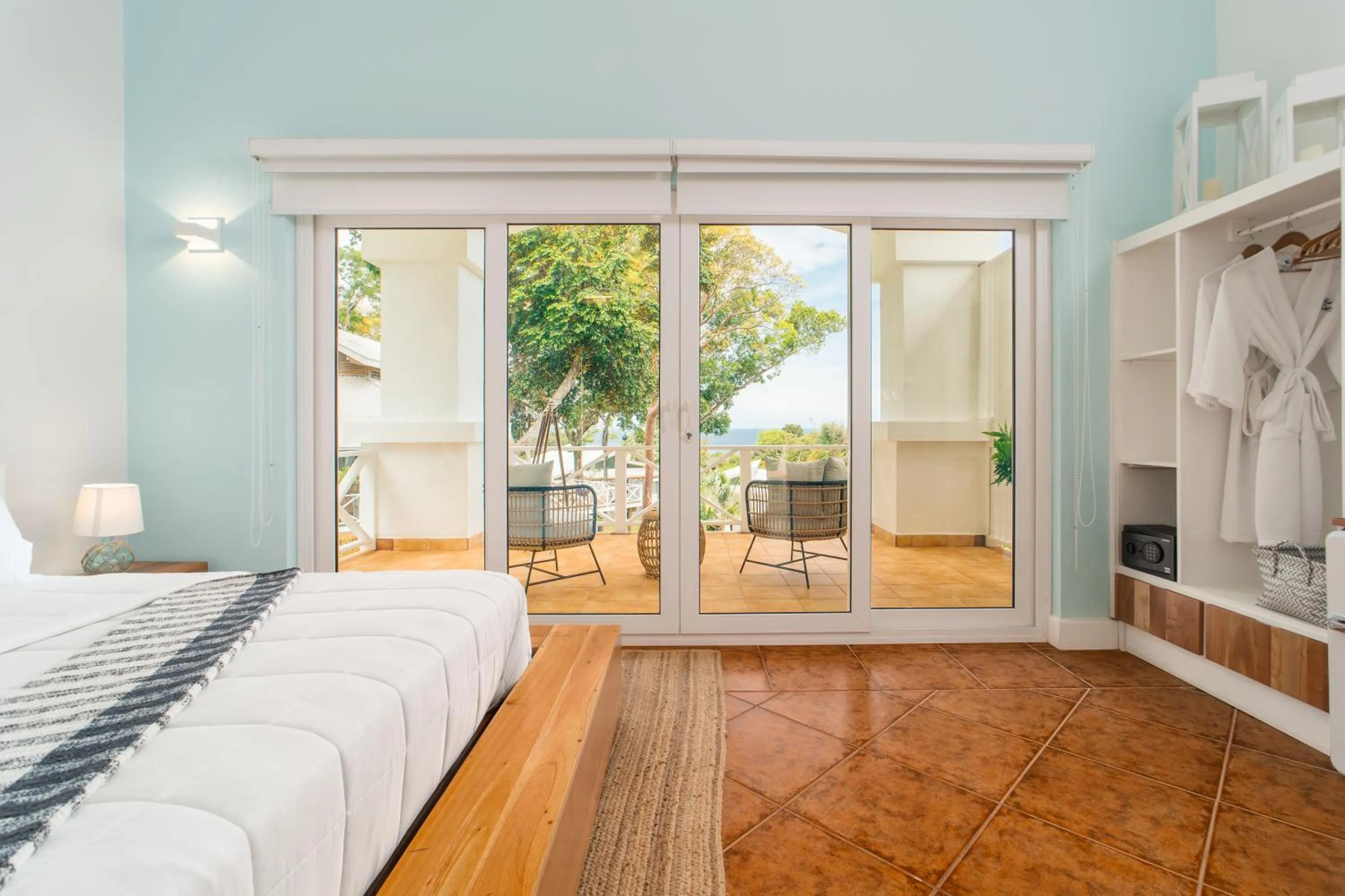 Bed in Blue Roatan Resort