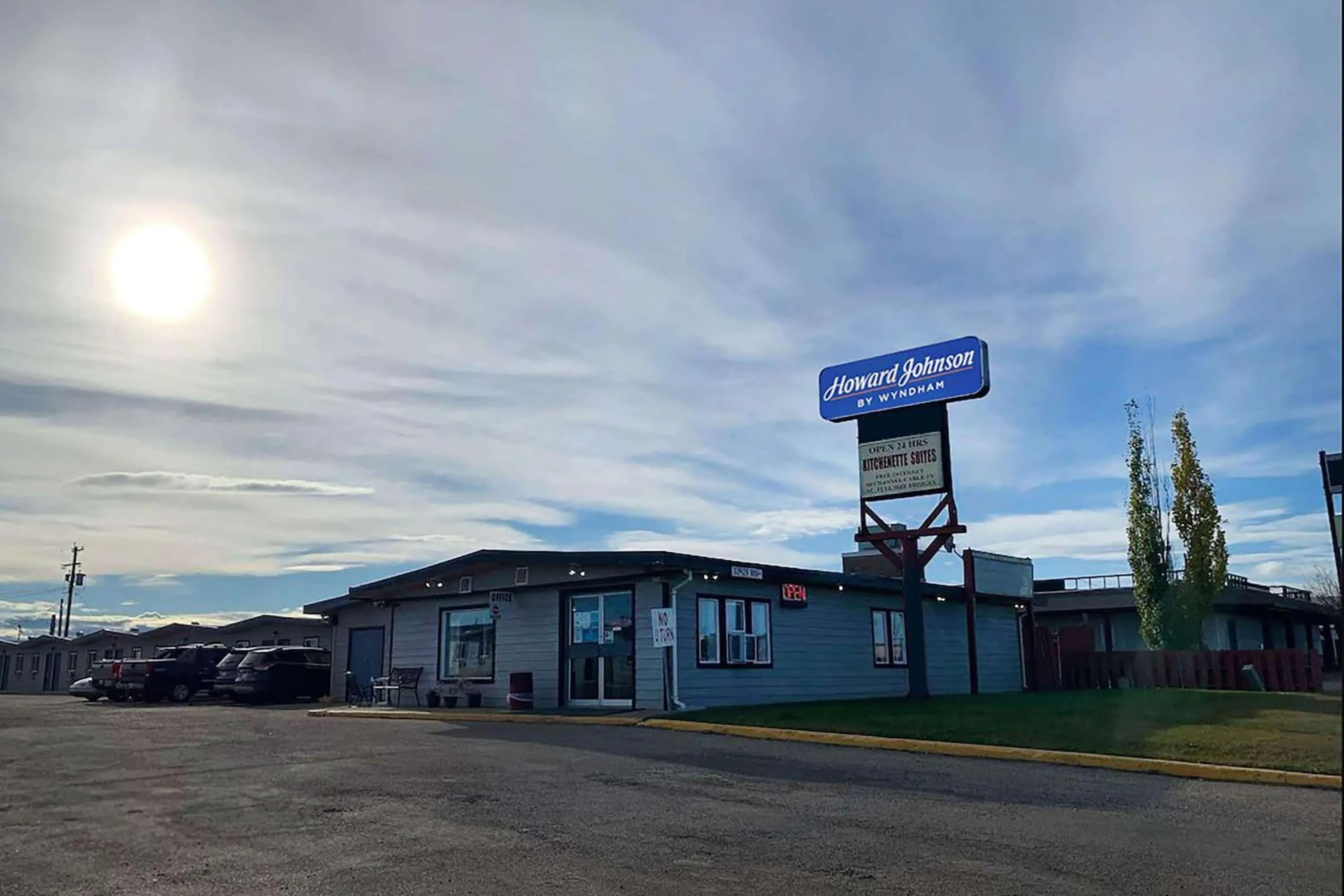 Property building in Howard Johnson by Wyndham Grande Prairie