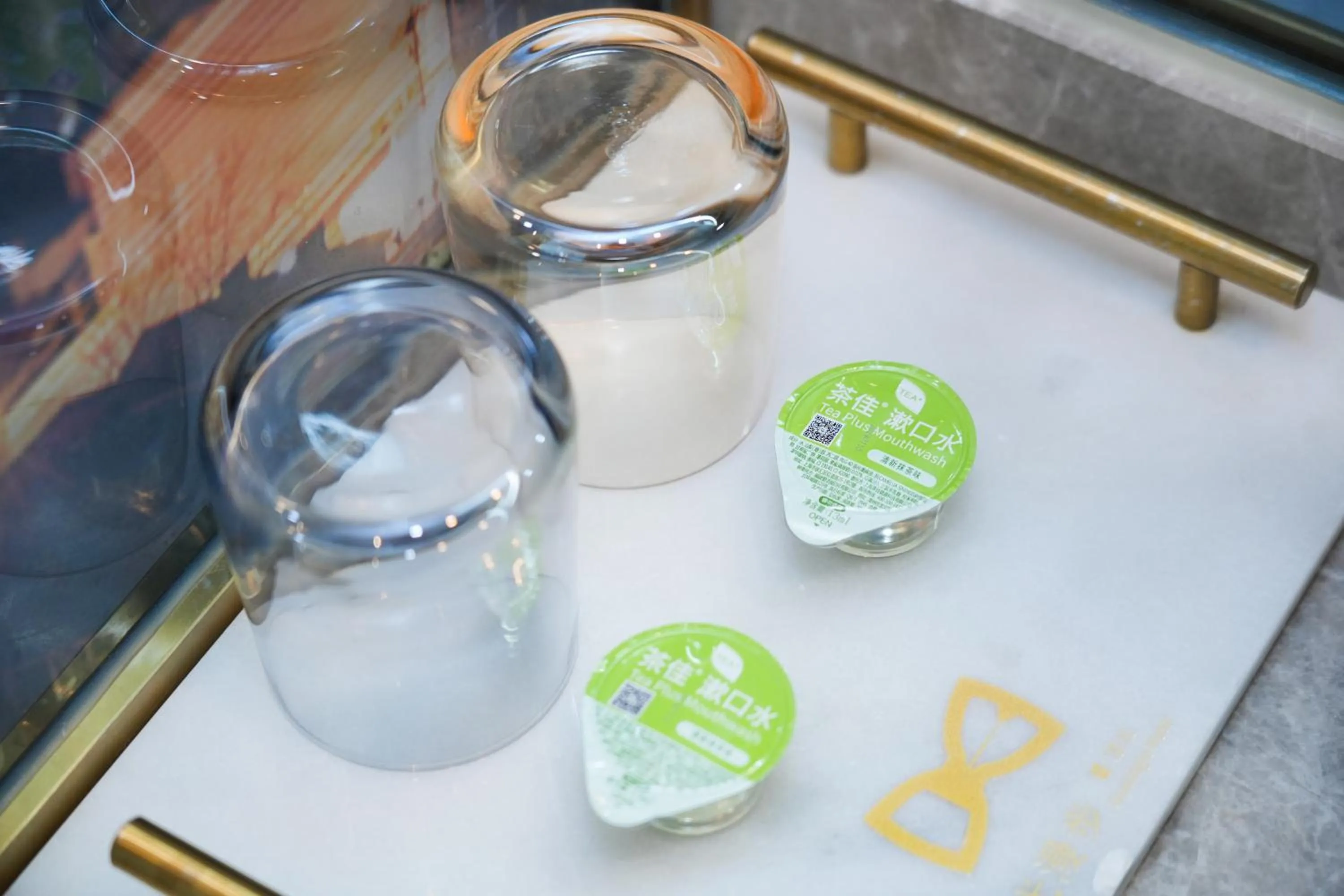 room service in Nost algia S Hotel Beijing Guomao CBD 时光漫步S酒店 北京大望路地铁站店 Free fresh ground coffee,Free laundry service