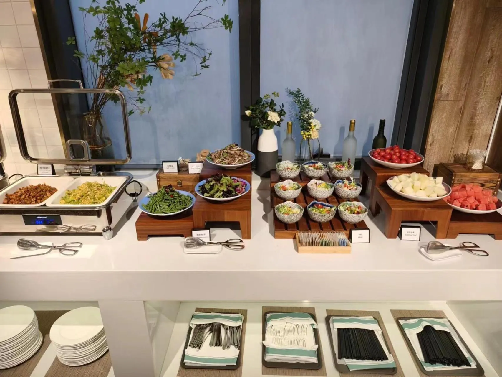 Breakfast in Nost algia S Hotel Beijing Guomao CBD 时光漫步S酒店 北京大望路地铁站店 Free fresh ground coffee,Free laundry service