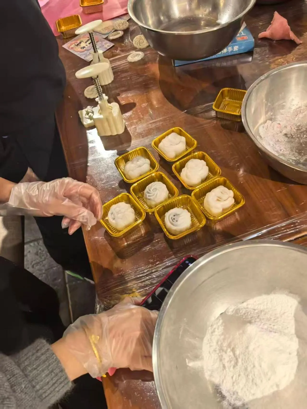 Activities in Nost algia S Hotel Beijing Guomao CBD 时光漫步S酒店 北京大望路地铁站店 Free fresh ground coffee,Free laundry service