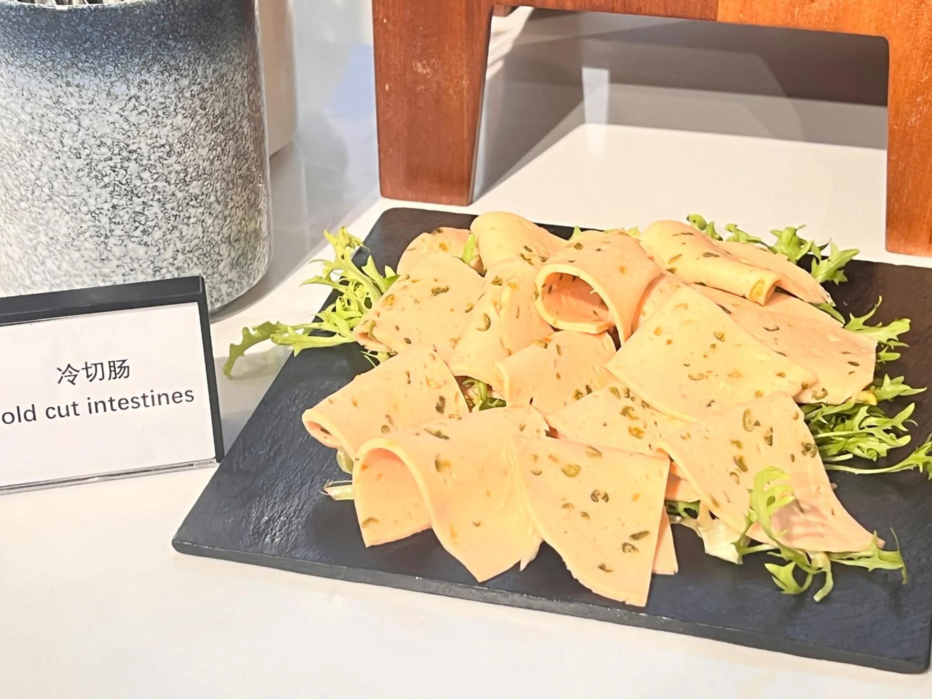 Buffet breakfast in Nost algia S Hotel Beijing Guomao CBD 时光漫步S酒店 北京大望路地铁站店 Free fresh ground coffee,Free laundry service