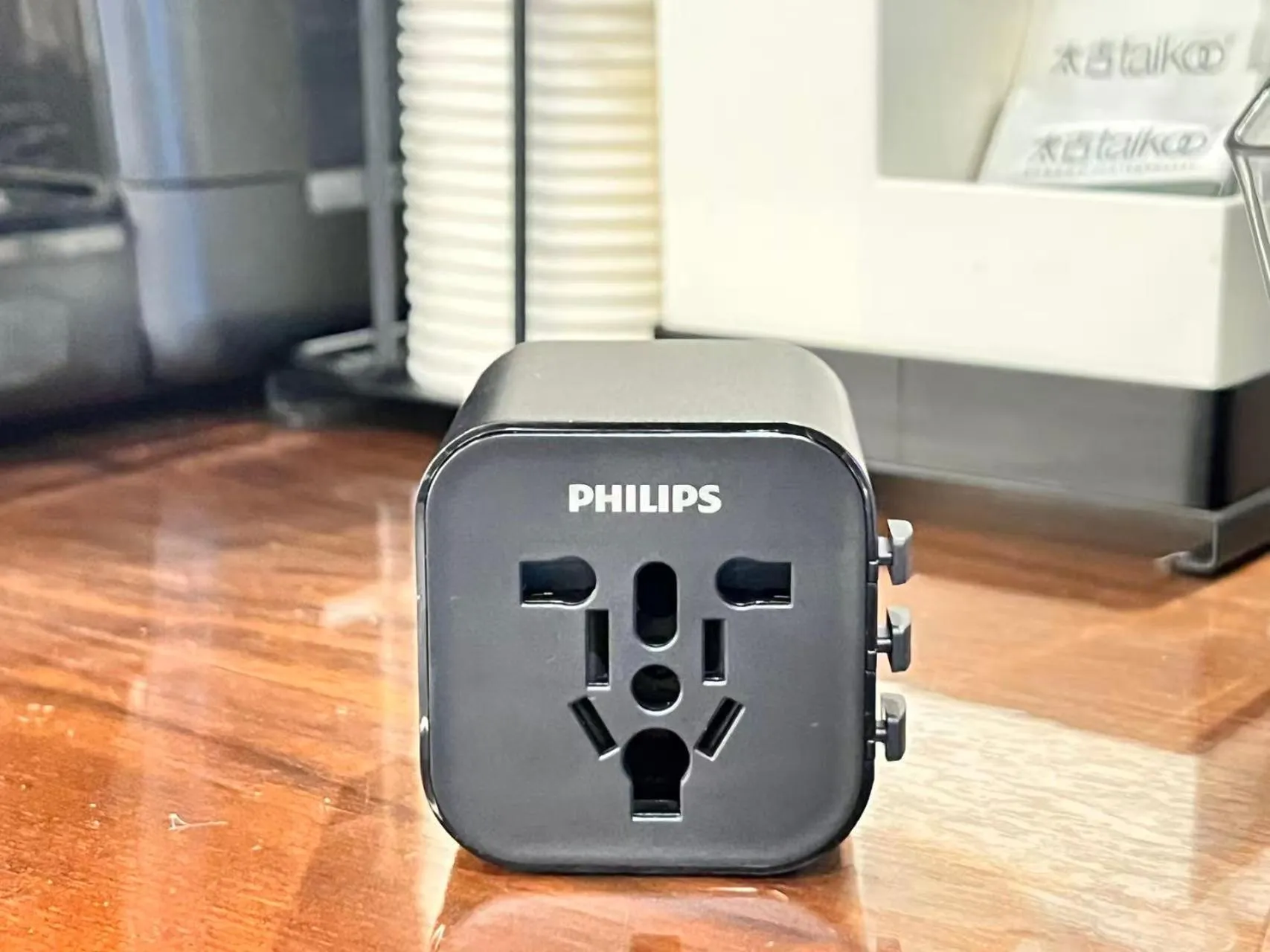 room service in Nost algia S Hotel Beijing Guomao CBD 时光漫步S酒店 北京大望路地铁站店 Free fresh ground coffee,Free laundry service