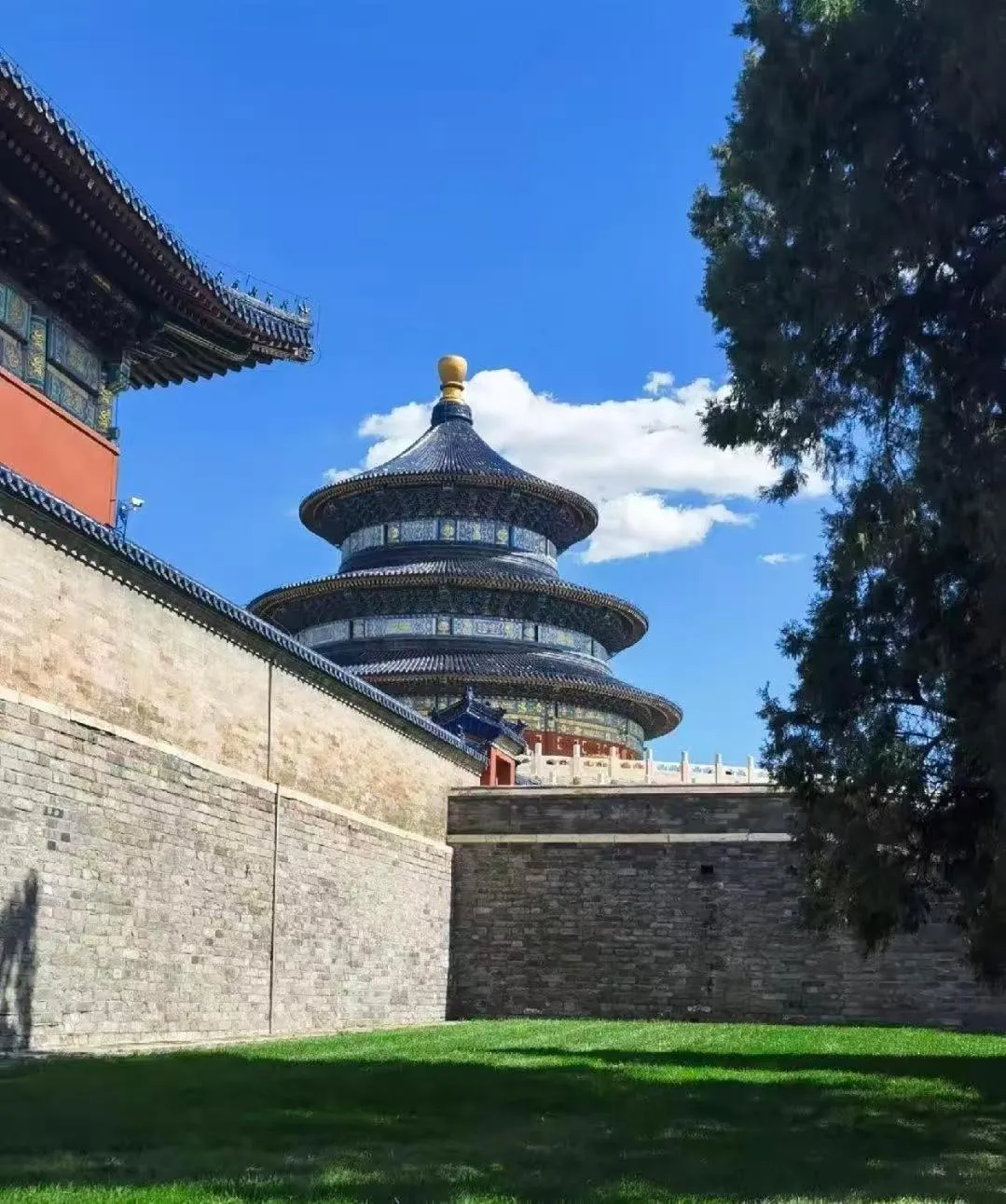 Landmark view in Nost algia S Hotel Beijing Guomao CBD 时光漫步S酒店 北京大望路地铁站店 Free fresh ground coffee,Free laundry service