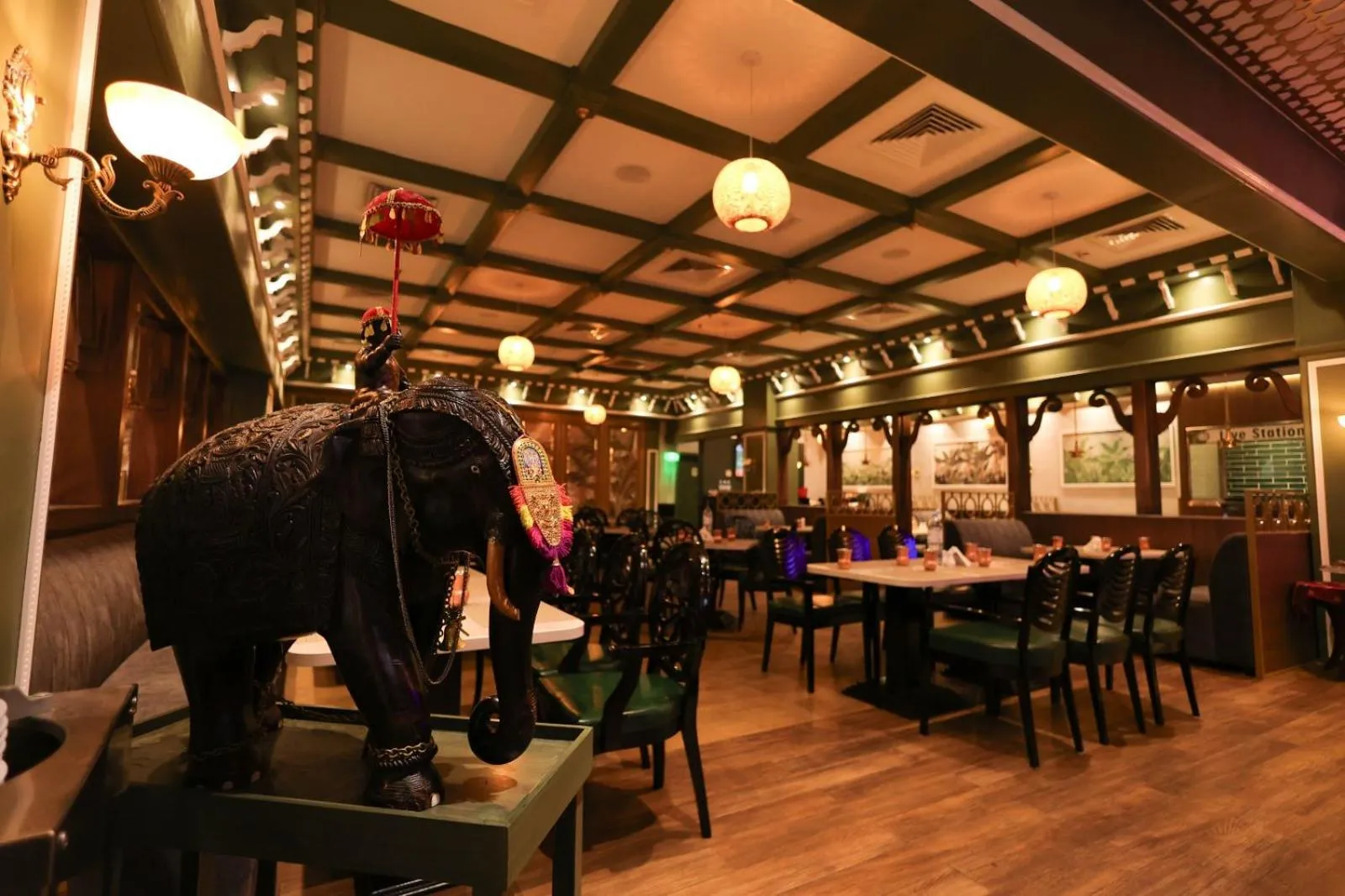 Restaurant/places to eat in Dubai Grand Hotel by Fortune, Dubai Airport