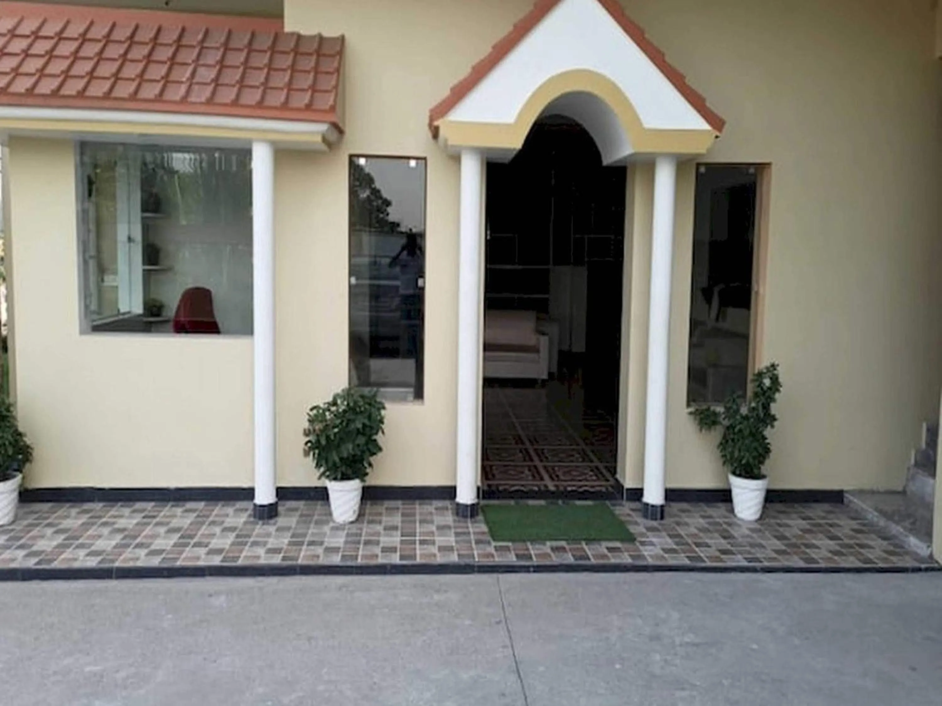 Facade/entrance in Hotel O Ocean's 11