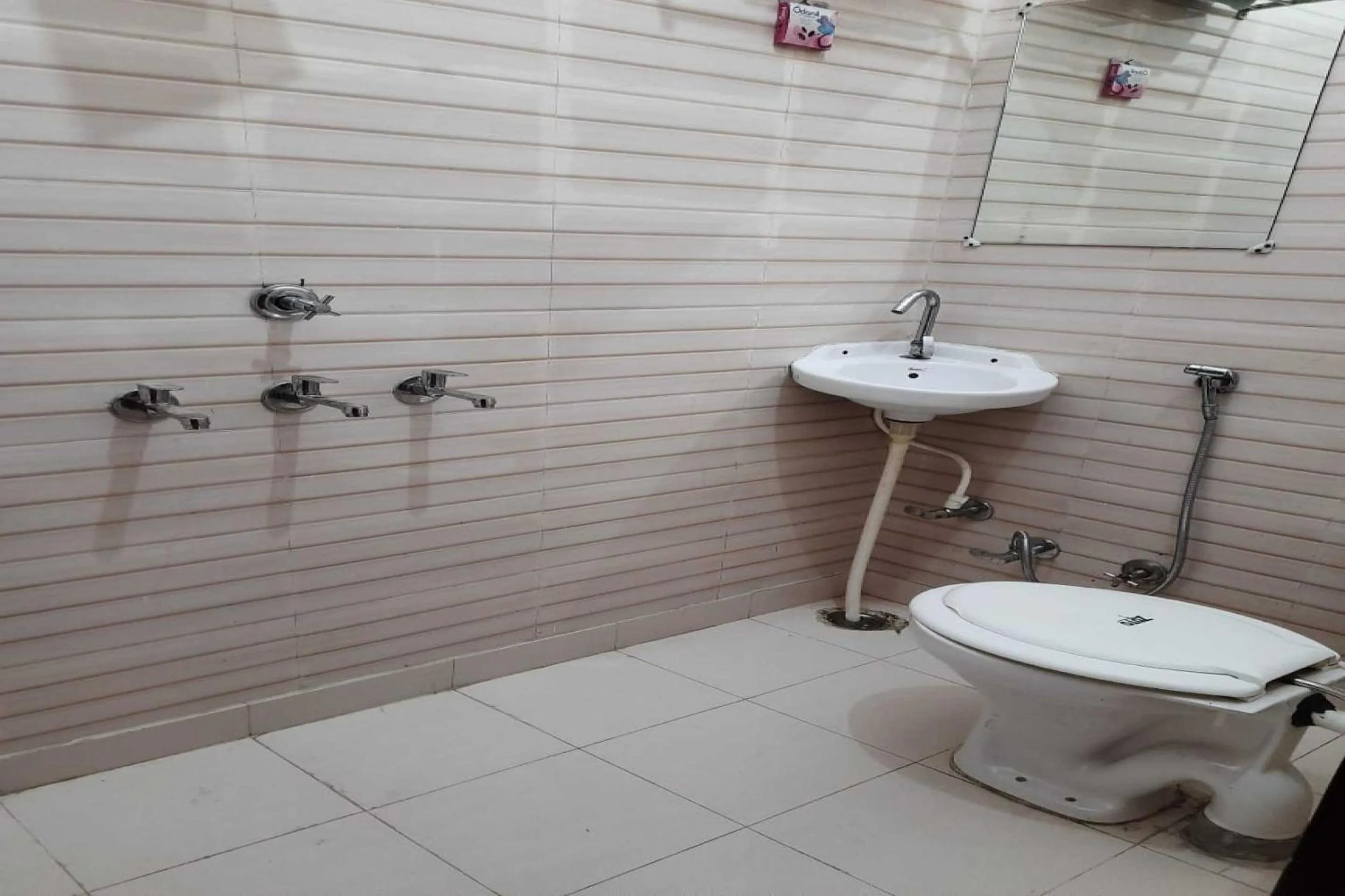 Bathroom in Hotel O Ocean's 11