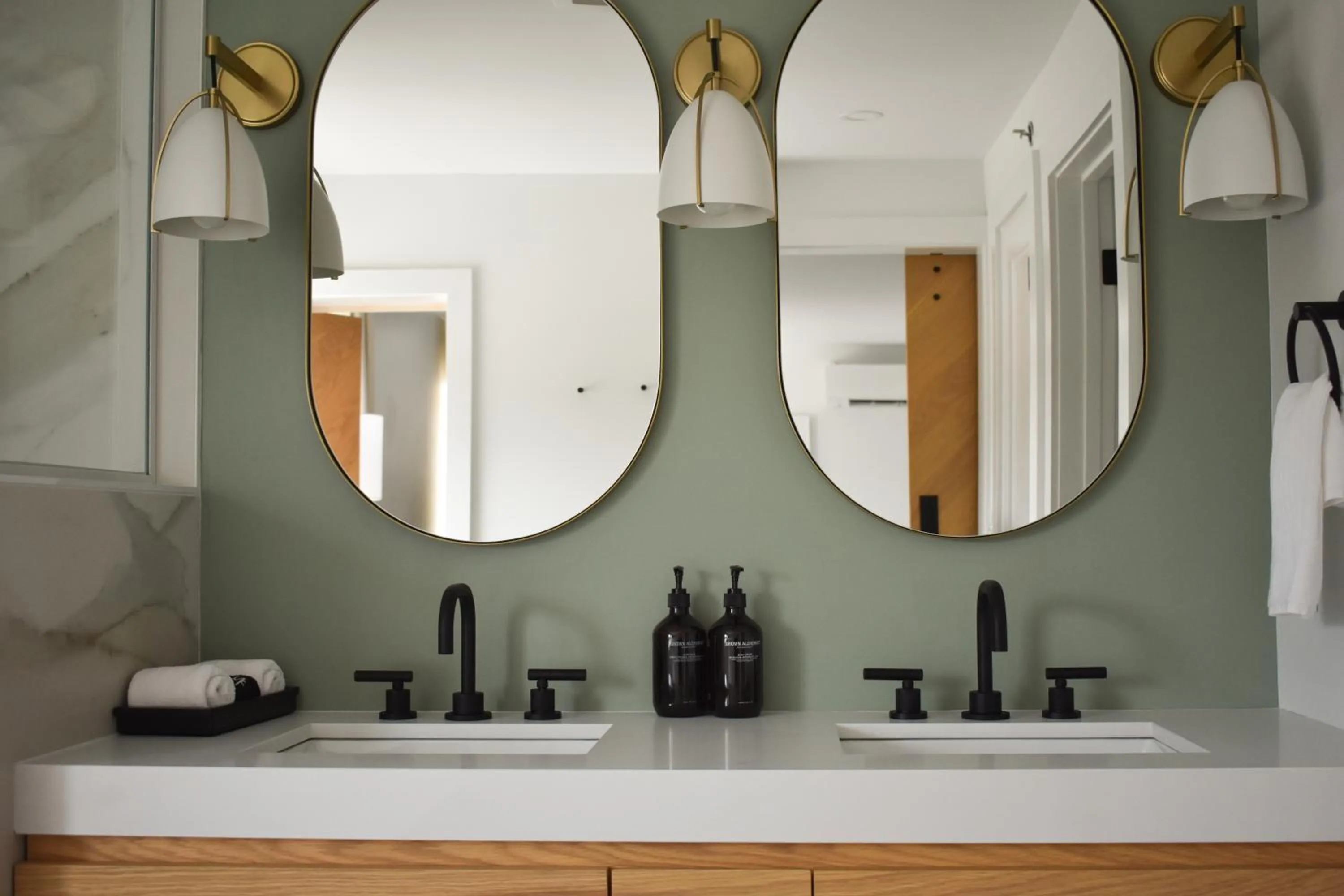 Bathroom in Shepherd’s Run