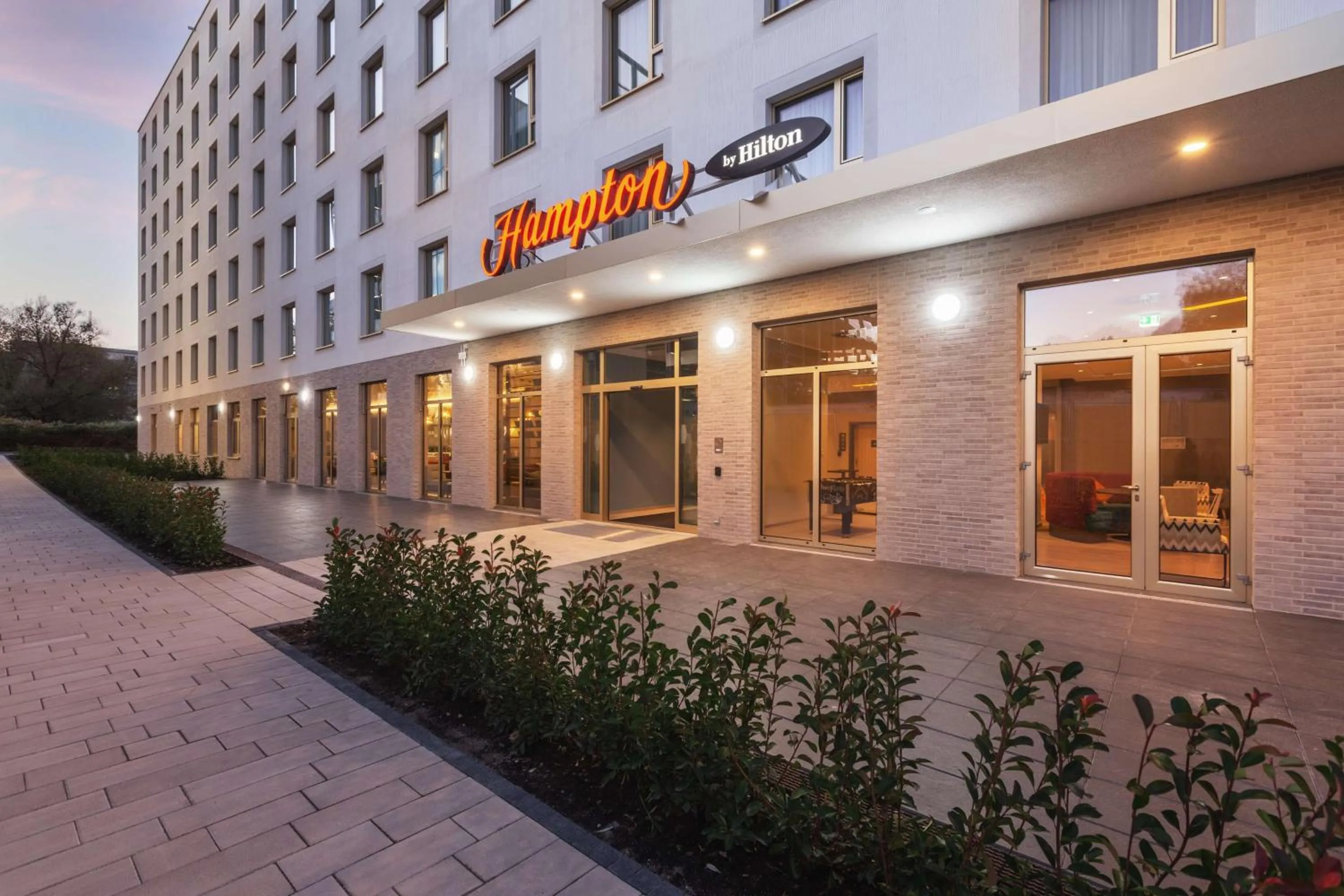 Property building in Hampton by Hilton Konstanz