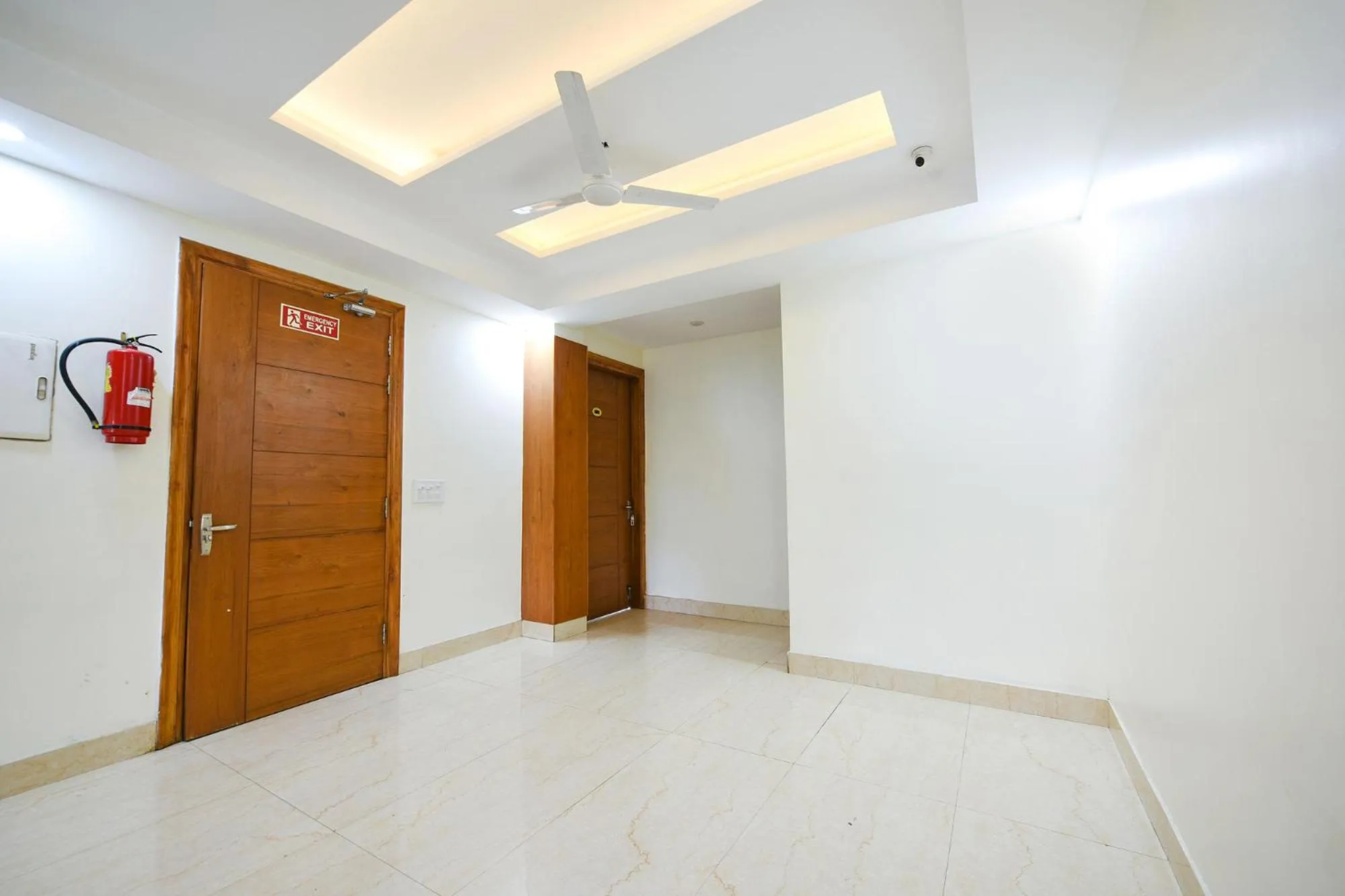 Lobby or reception in FabHotel Indian I