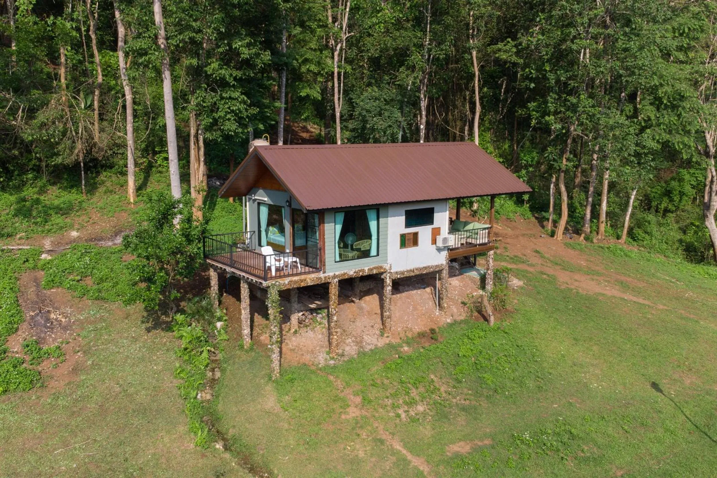 Property building in Tawan Riverside