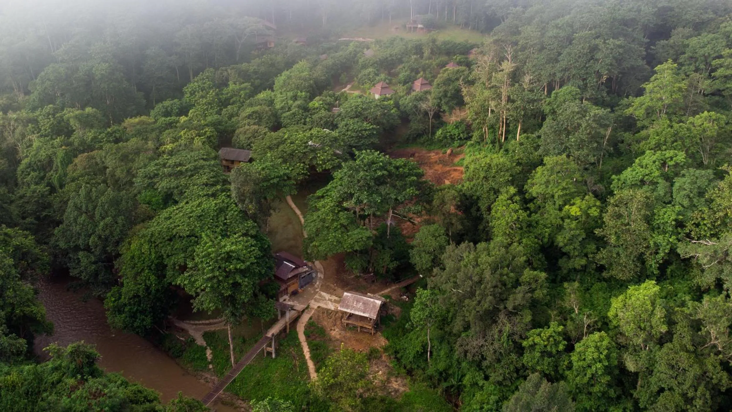 Property building in Tawan Riverside