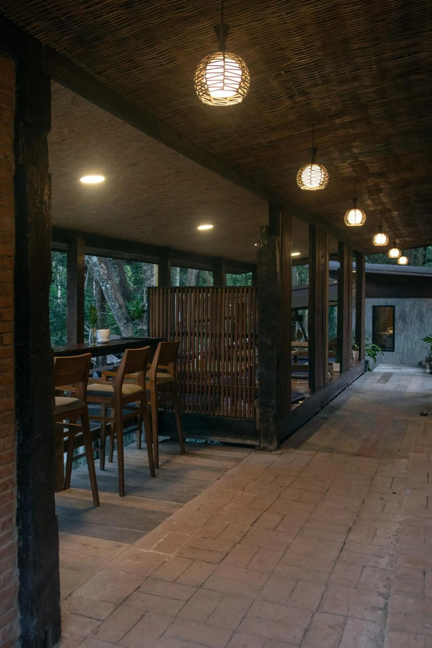 Restaurant/places to eat in Tawan Riverside