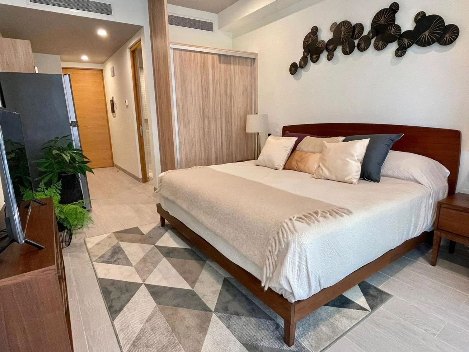 Bed in The Boat Condo by Andiani Travel