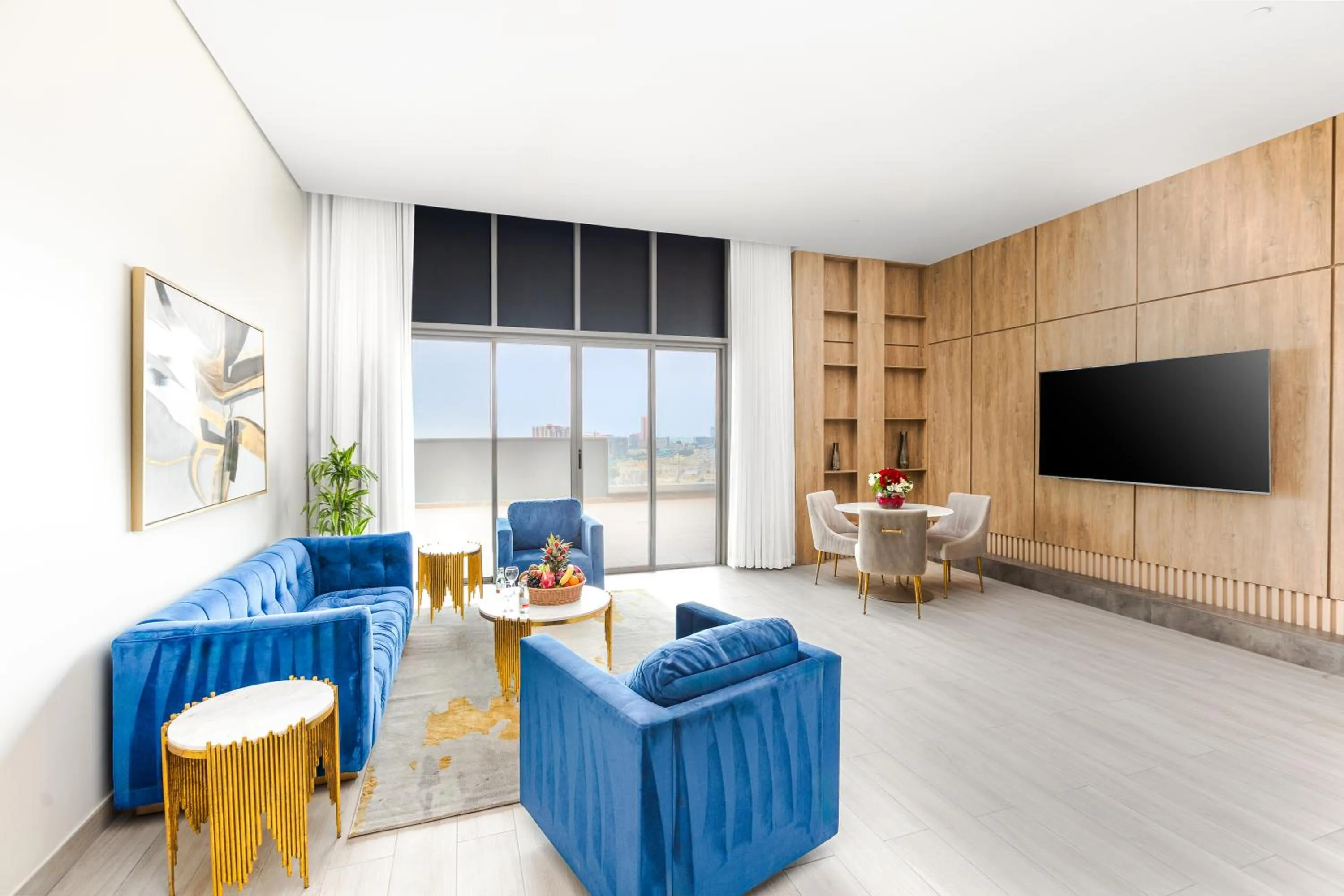 Communal lounge/ TV room in Mirot Residence