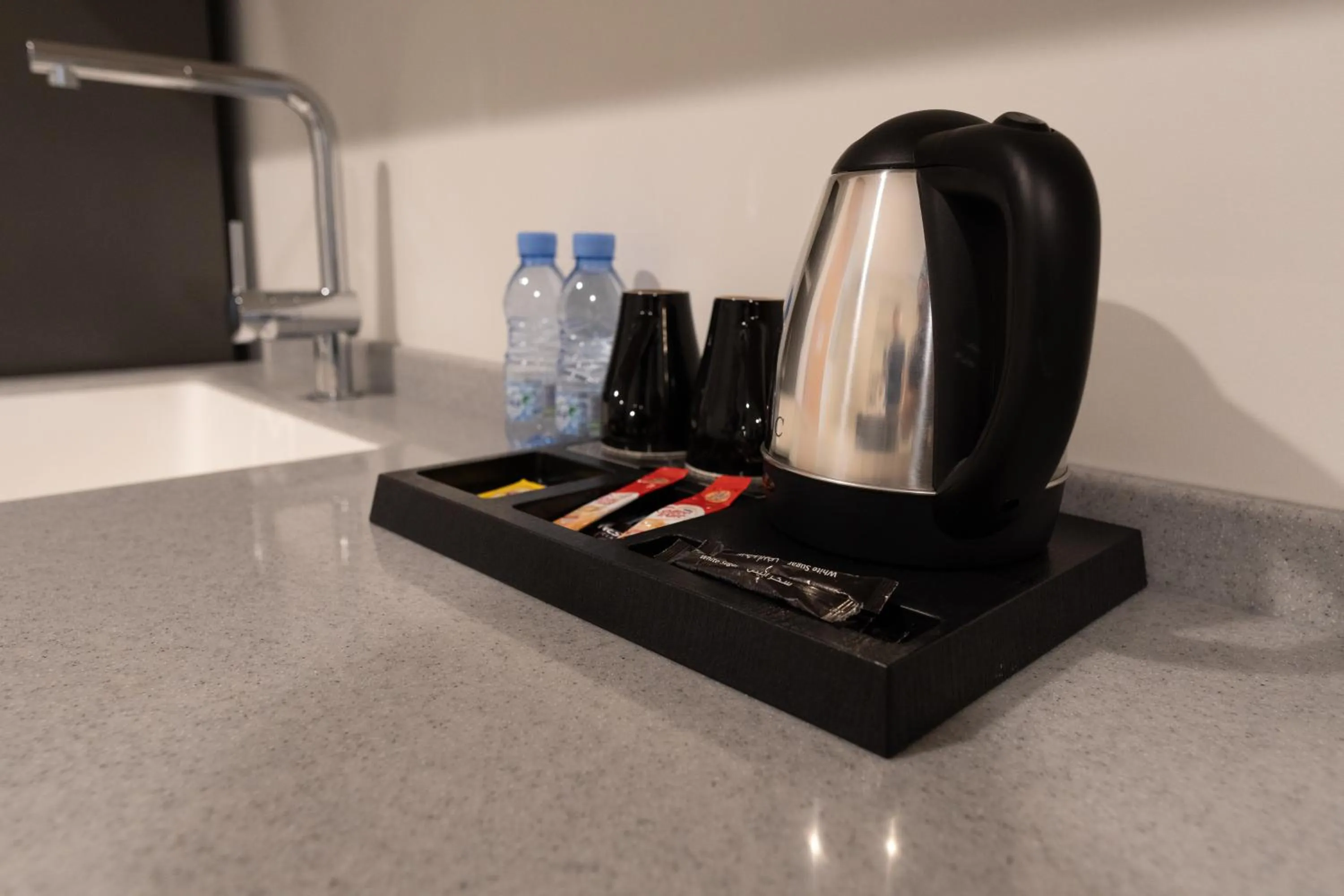 Coffee/tea facilities in Mirot Residence