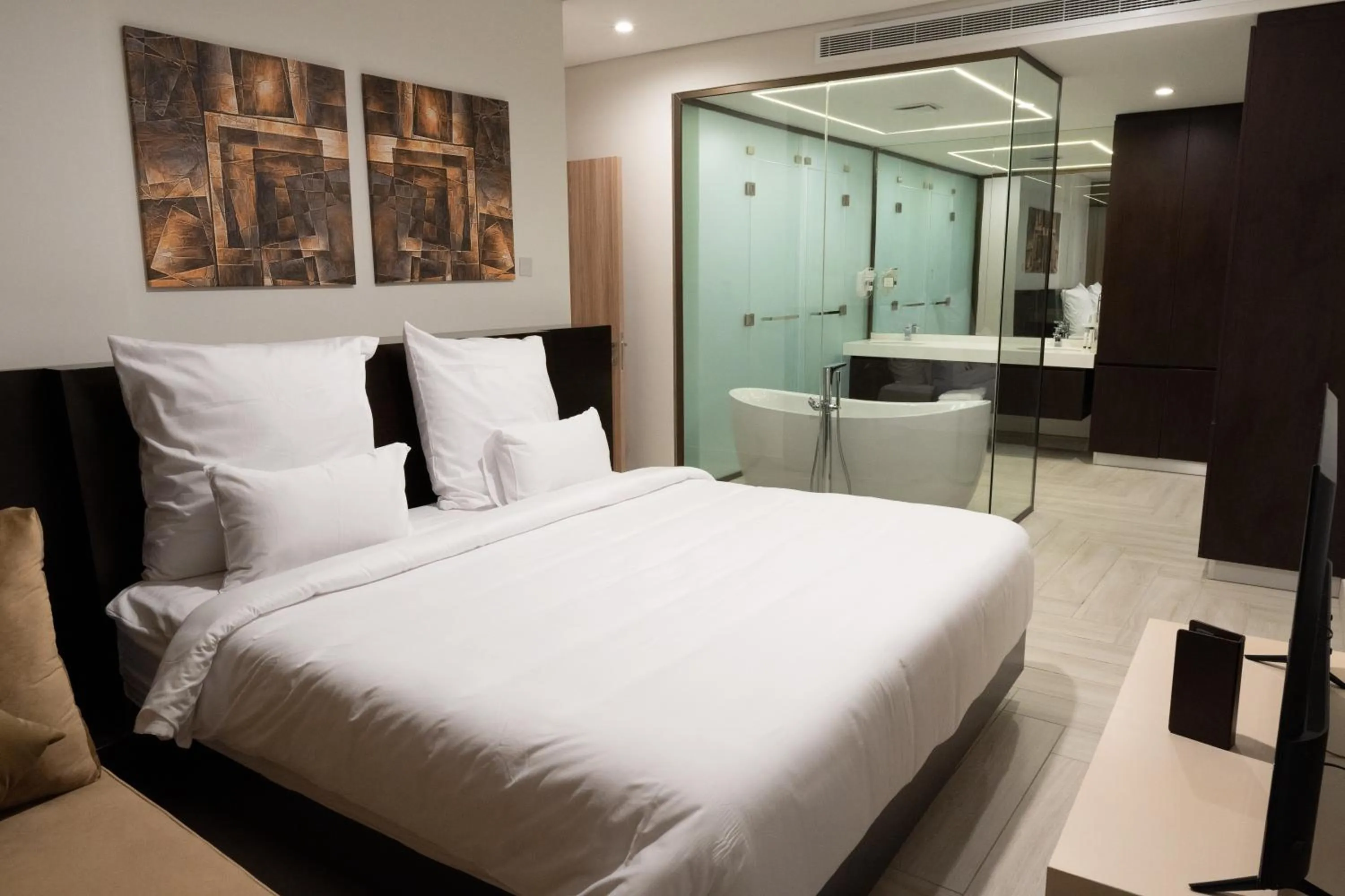 Photo of the whole room, Bed in Mirot Residence