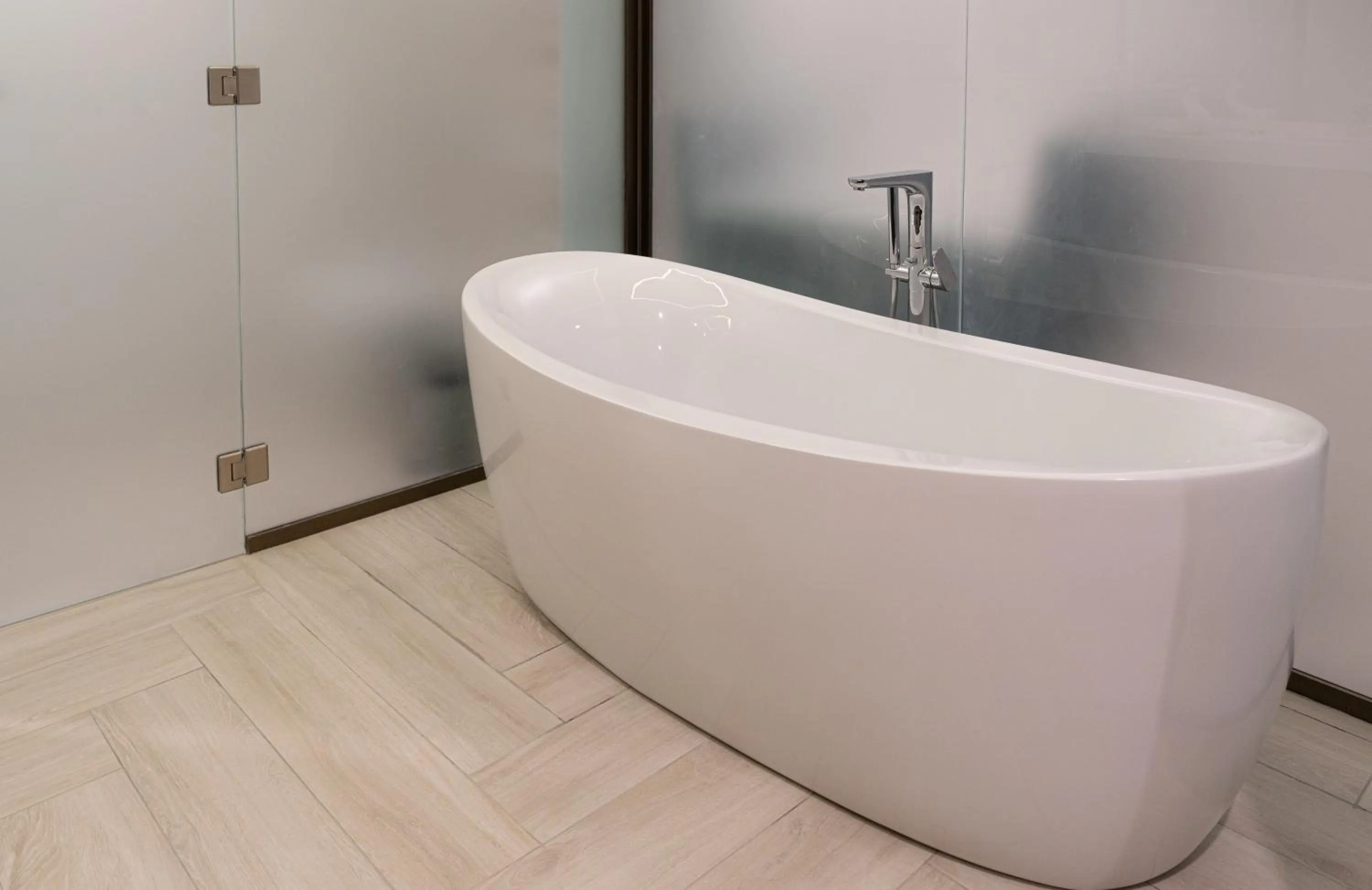 Bath in Mirot Residence