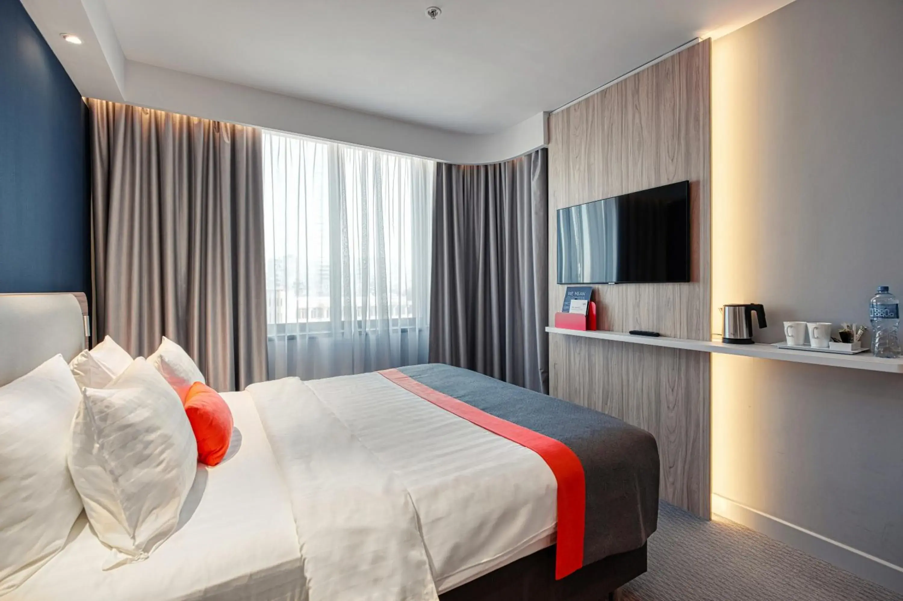 Standard Room in Holiday Inn Express - Almaty, an IHG Hotel Standard Room in Holiday Inn Express - Almaty, an IHG Hotel