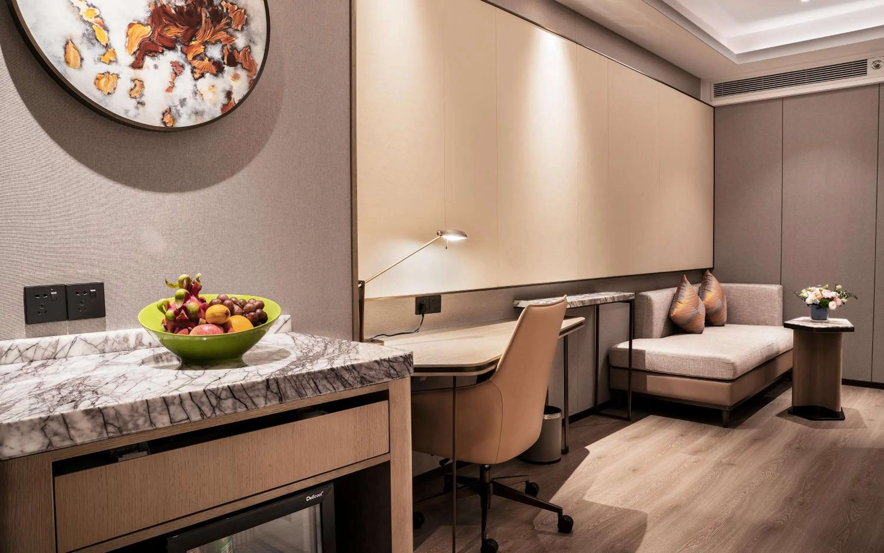 Living room in Crowne Plaza Changsha Development Zone by IHG