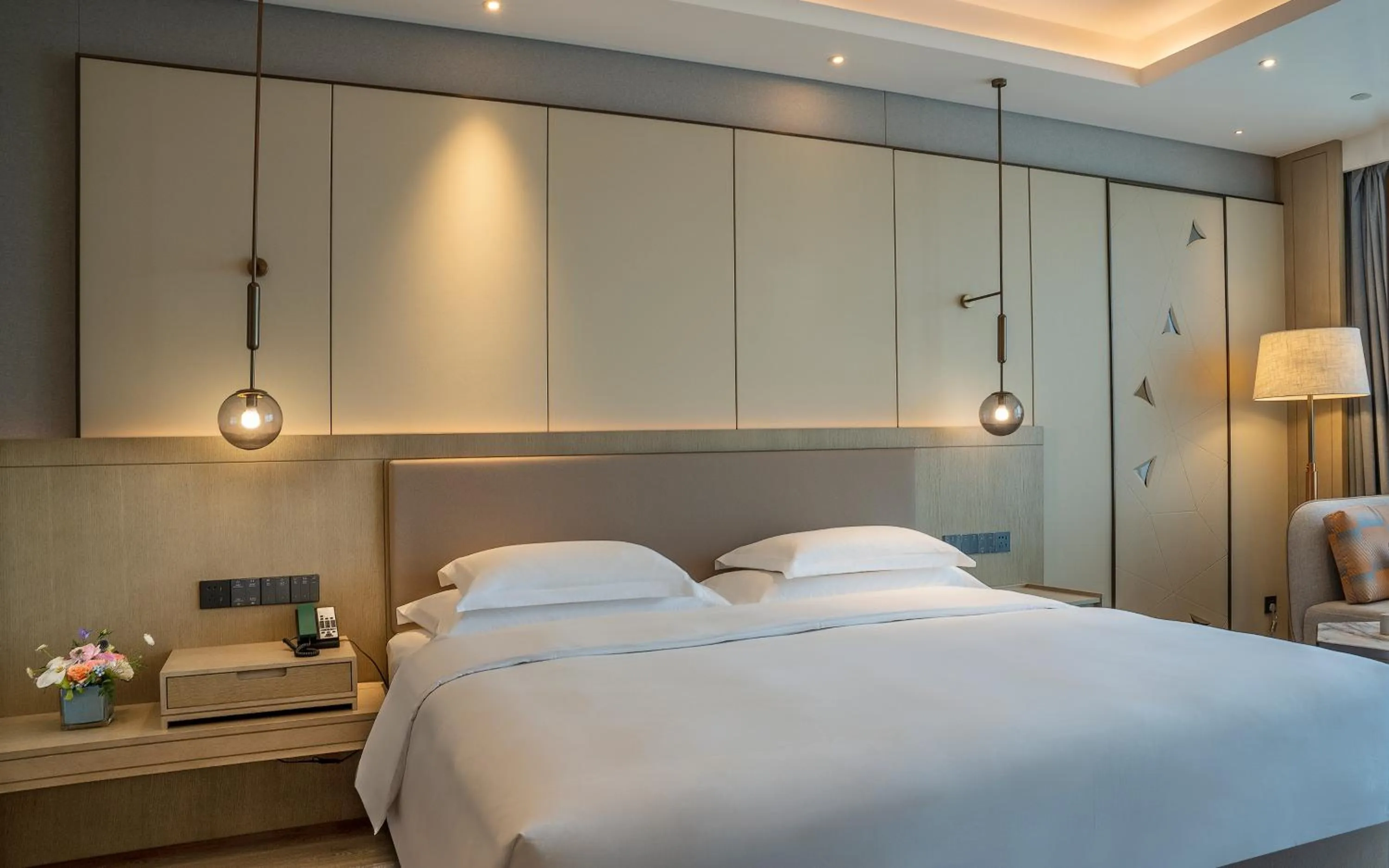 Bedroom, Bed in Crowne Plaza Changsha Development Zone by IHG