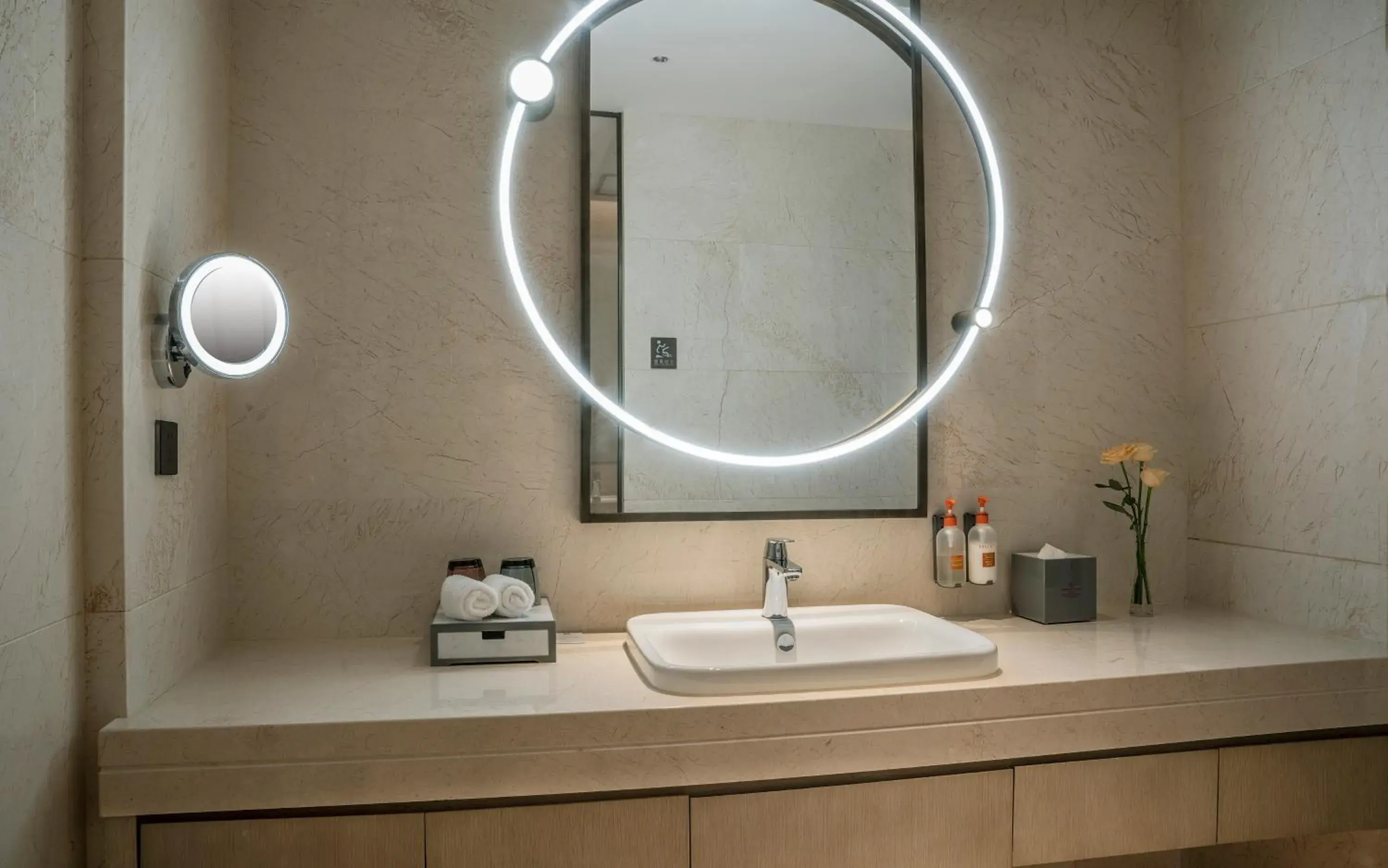 Standard King Room with City View in Crowne Plaza Changsha Development Zone by IHG Standard King Room with City View in Crowne Plaza Changsha Development Zone by IHG