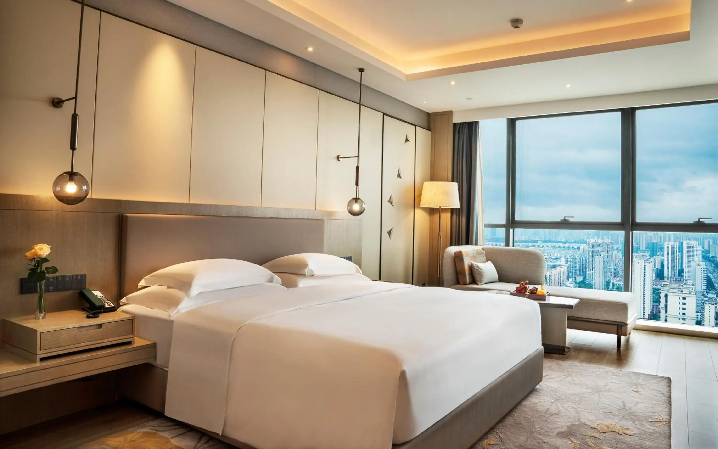 Junior King Suite in Crowne Plaza Changsha Development Zone by IHG Junior King Suite in Crowne Plaza Changsha Development Zone by IHG