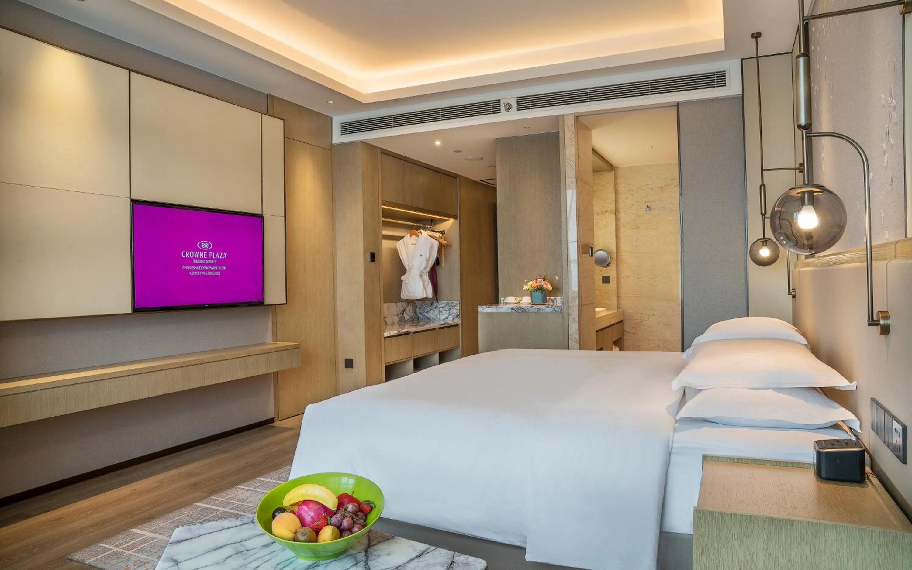 Photo of the whole room, Bed in Crowne Plaza Changsha Development Zone by IHG