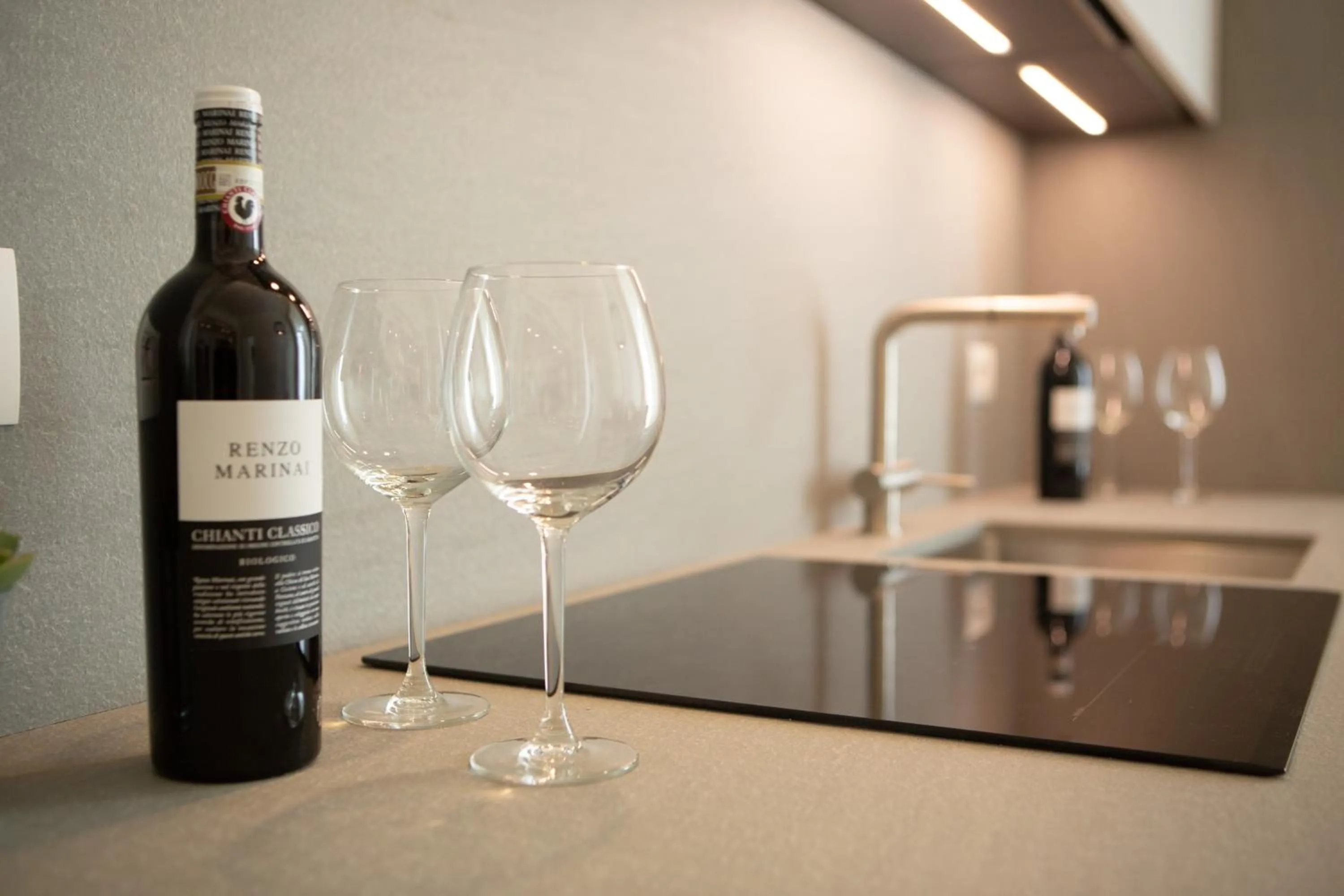 Kitchen or kitchenette in Florence Luxury Apartment al Duomo by Mmega