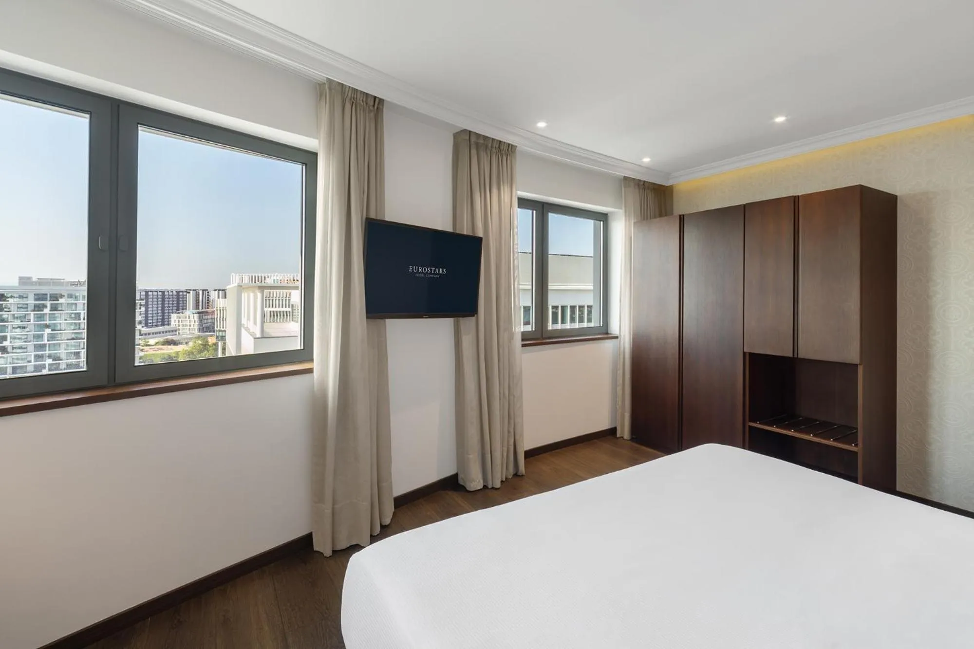 TV and multimedia, Bed in Eurostars Universal Lisboa