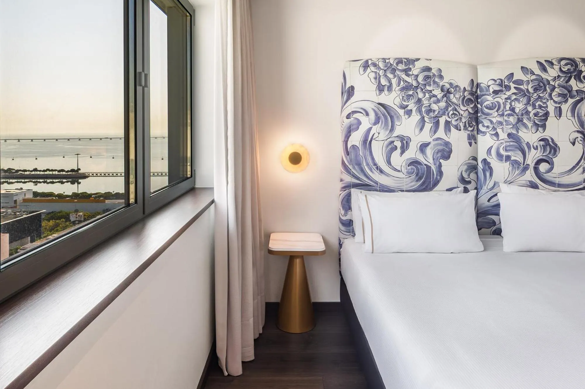 Bed in Eurostars Universal Lisboa