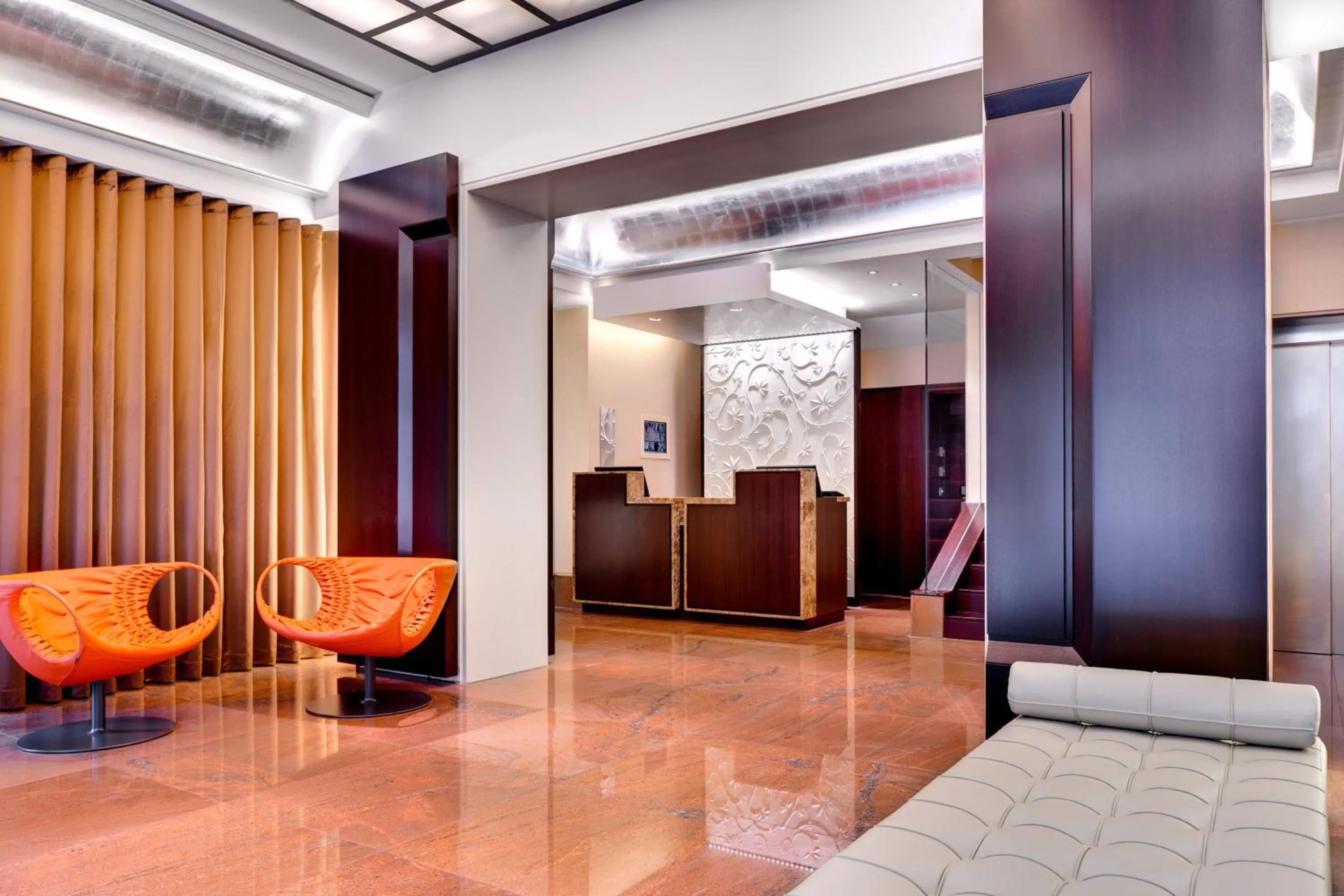 Lobby or reception in Renaissance Lucerne Hotel