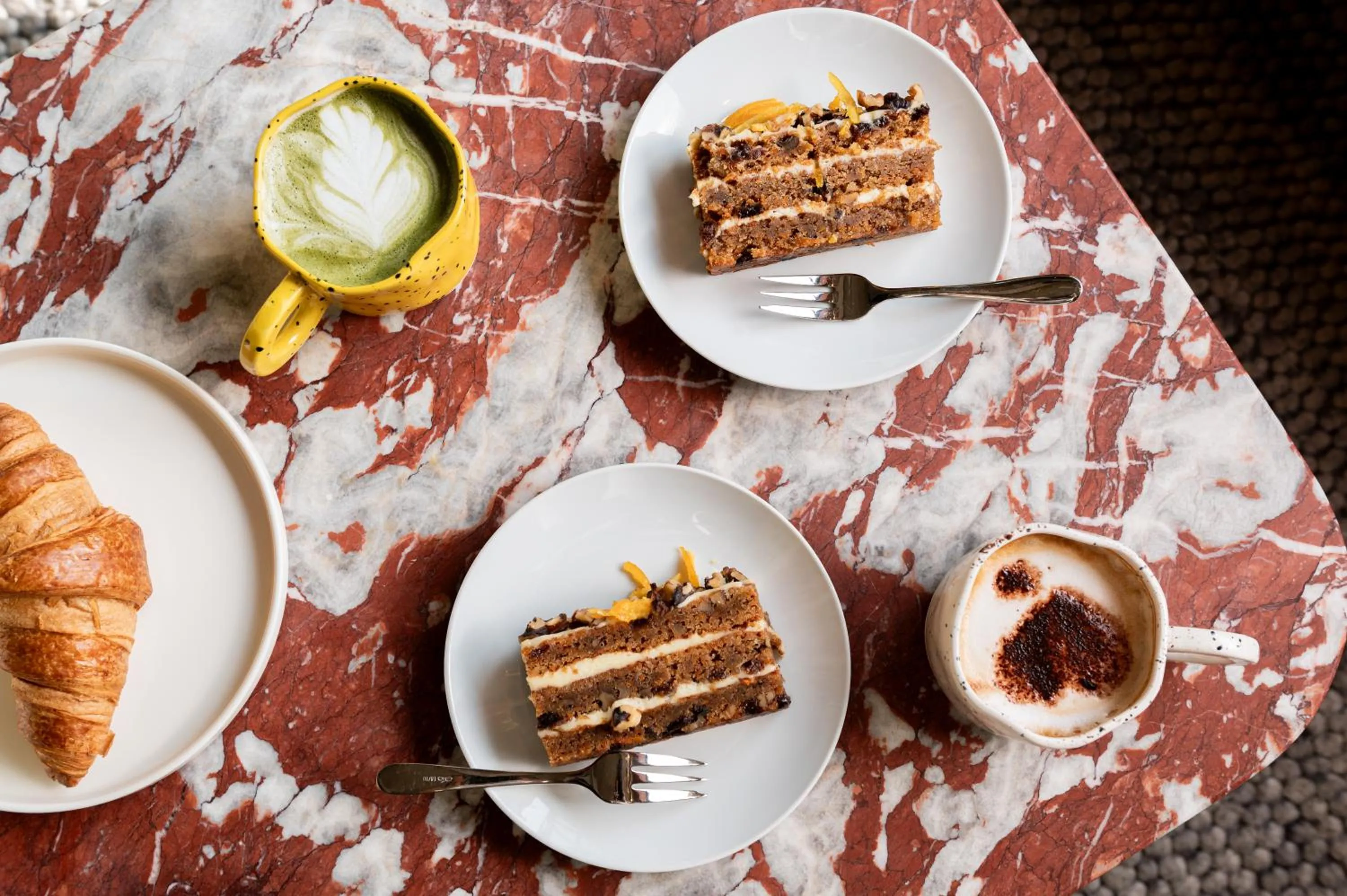 Coffee/tea facilities in room2 London Chiswick Hometel