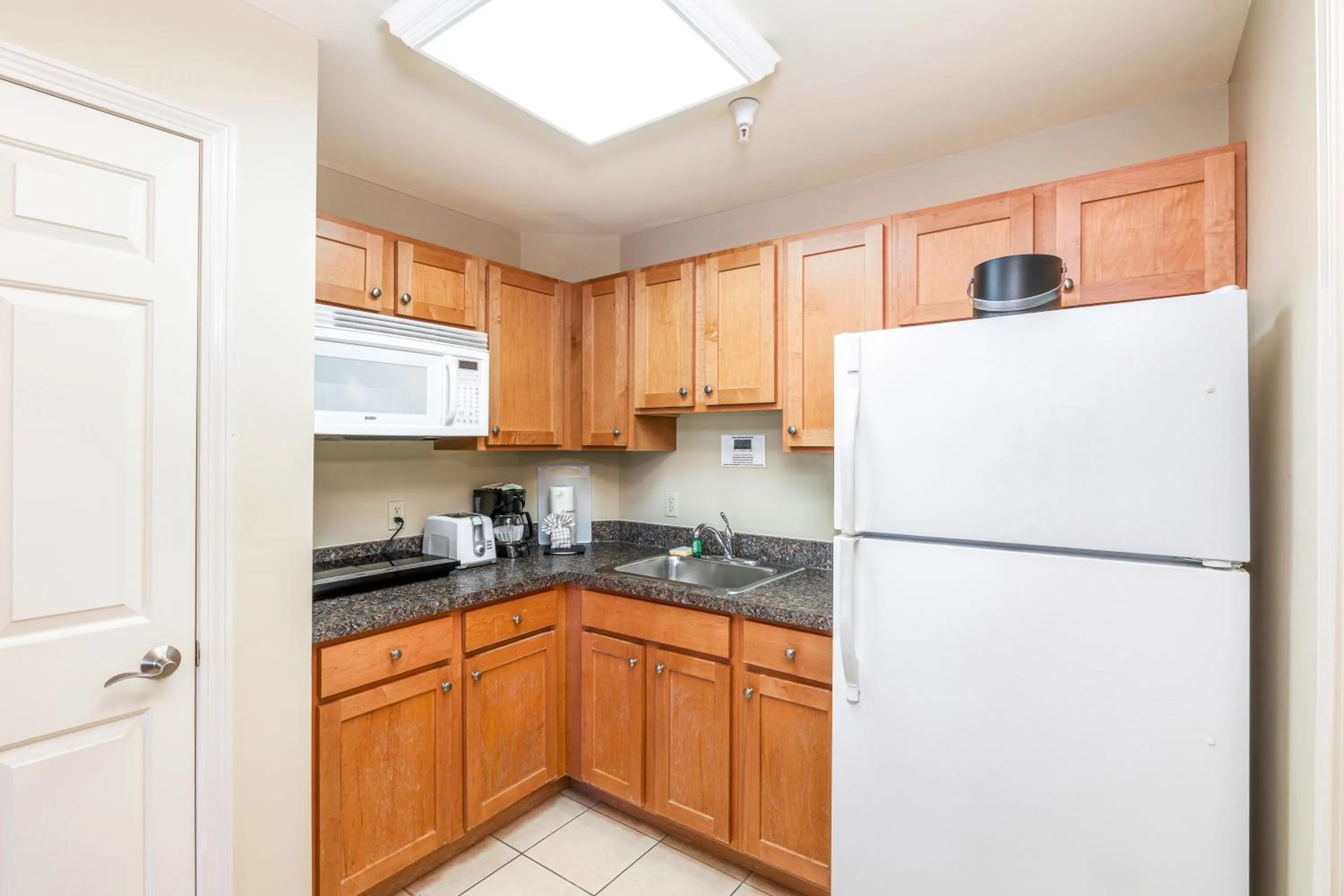 Kitchen or kitchenette in Vacation Village in the Berkshires