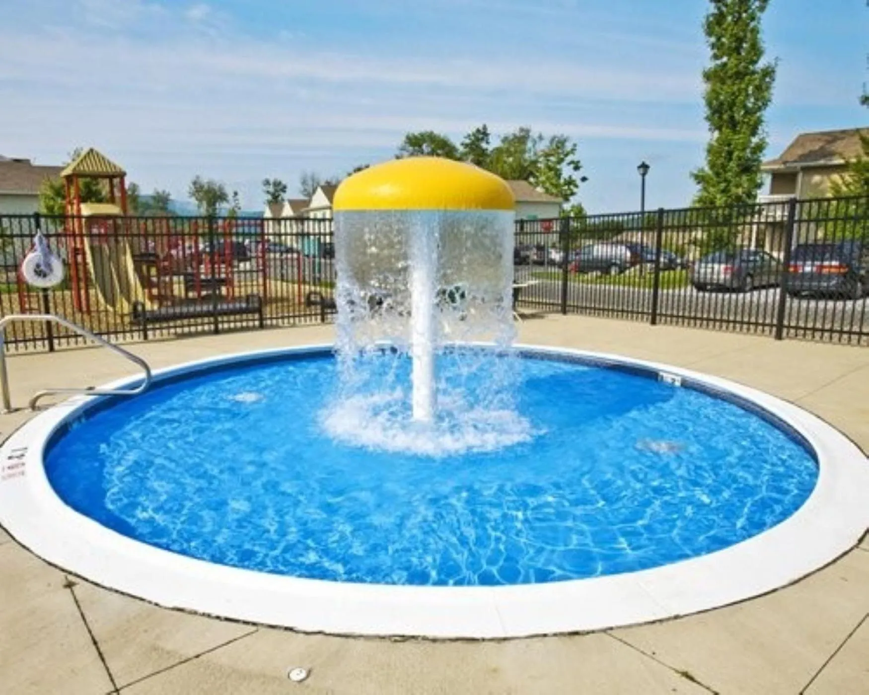 Swimming pool in Vacation Village in the Berkshires