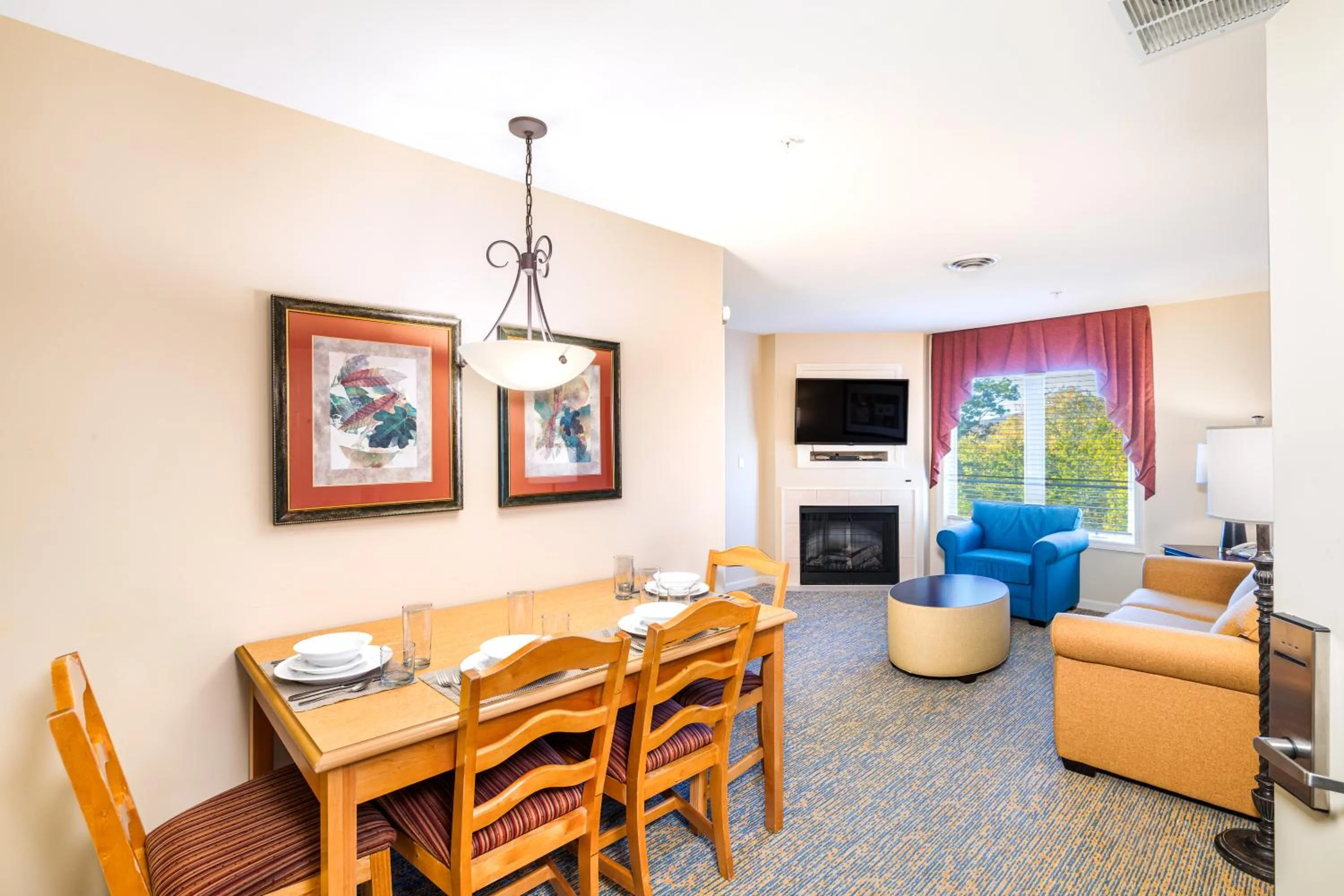 Dining area in Vacation Village in the Berkshires