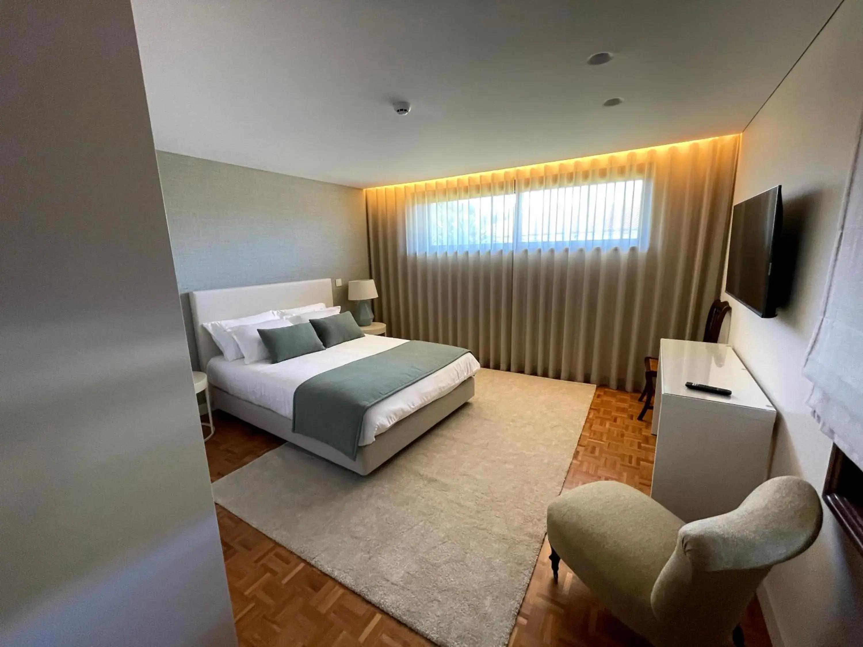 Superior Double Room in Santiago Family House Superior Double Room in Santiago Family House