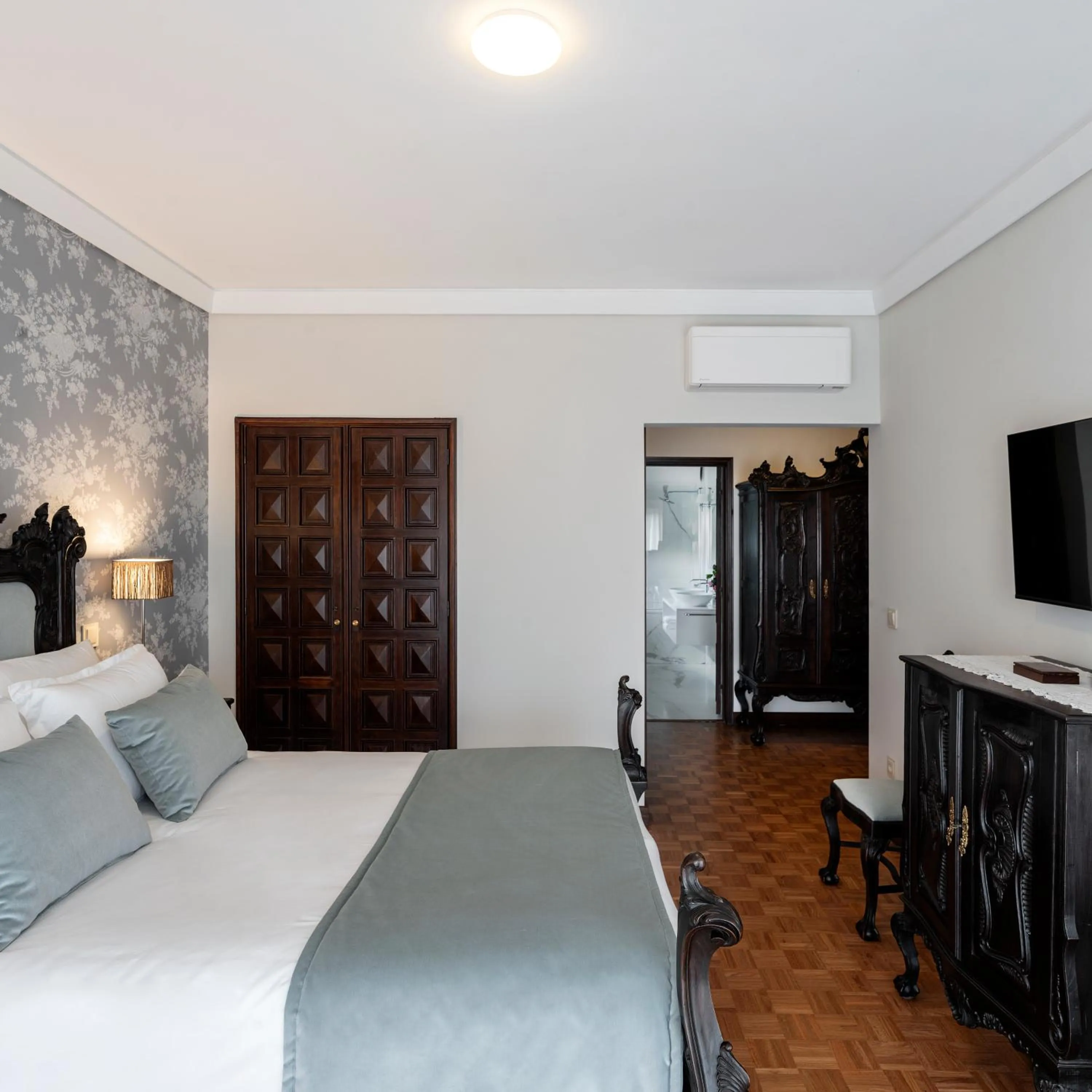 Bed in Santiago Family House