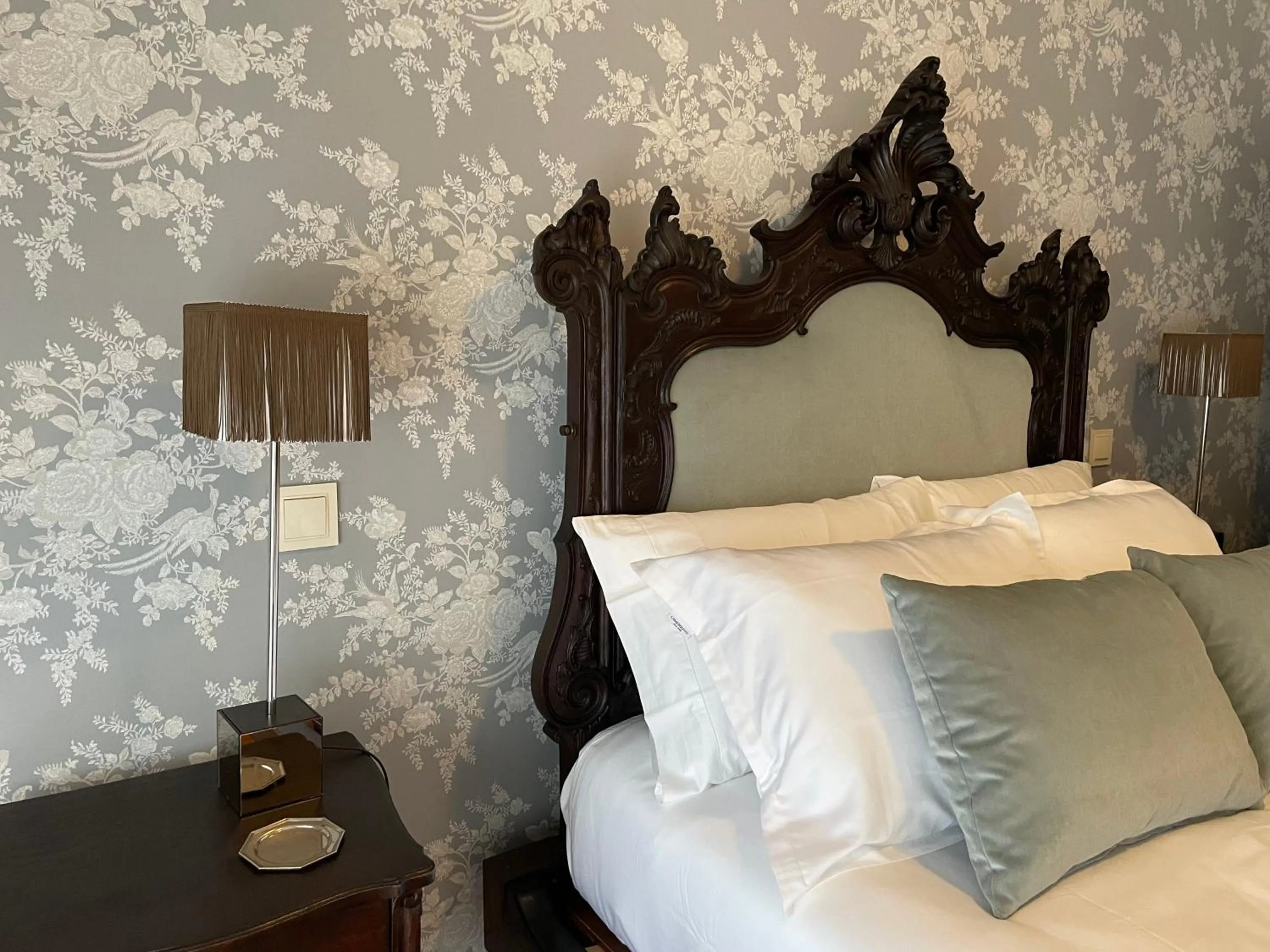 Bedroom, Bed in Santiago Family House