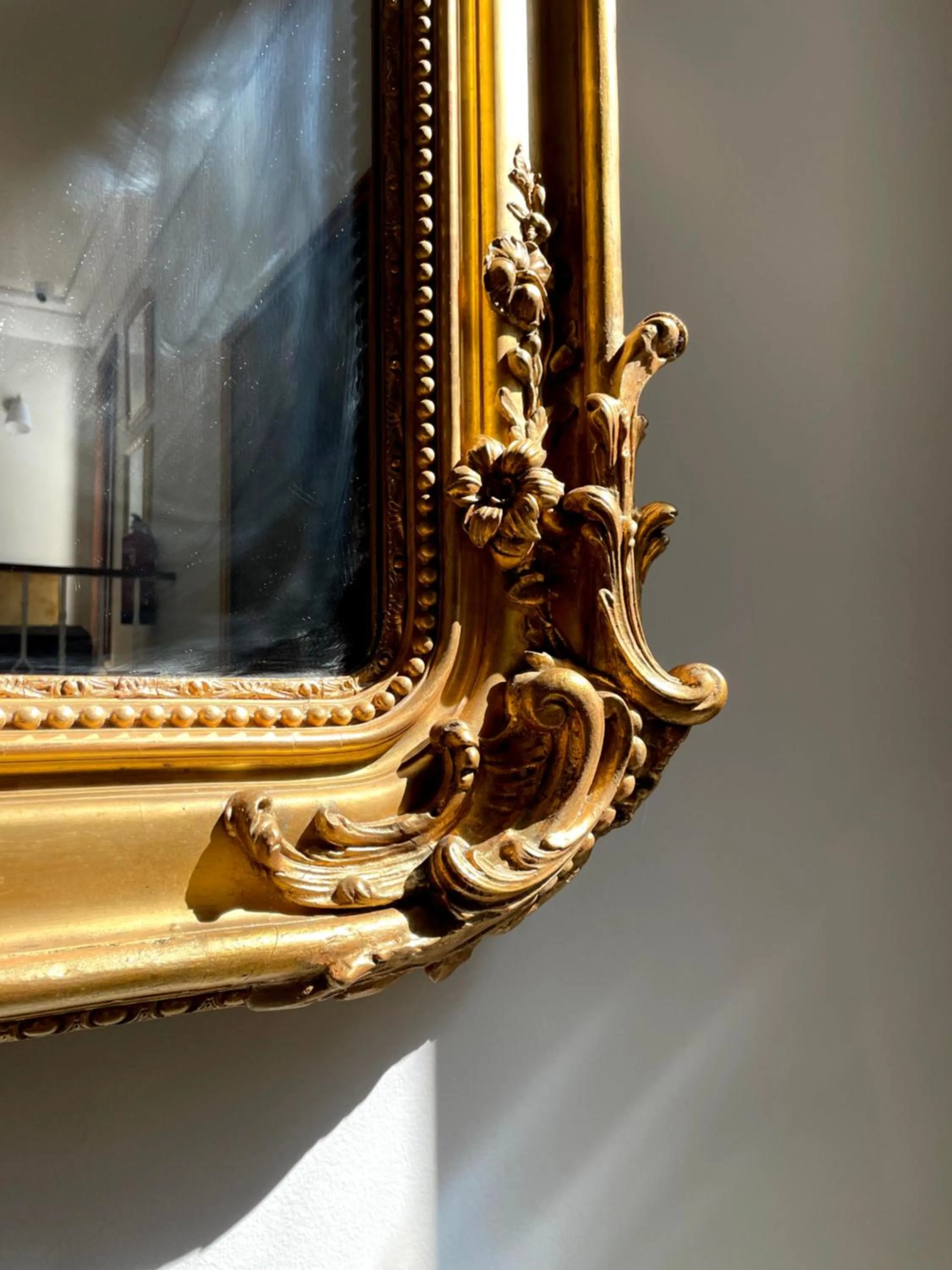 Property building in Santiago Family House