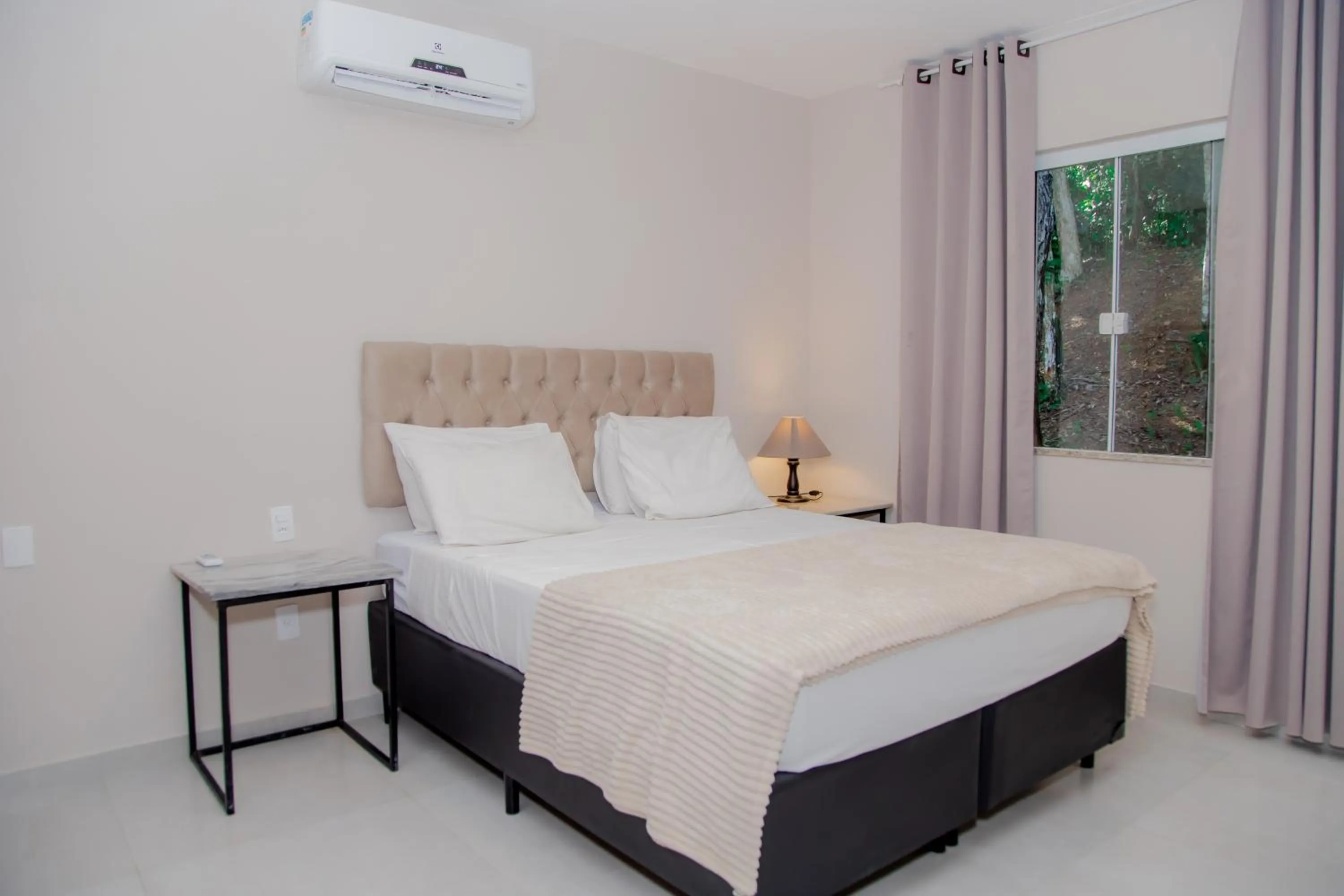 Bedroom, Bed in Pousada Peninsula de Buzios