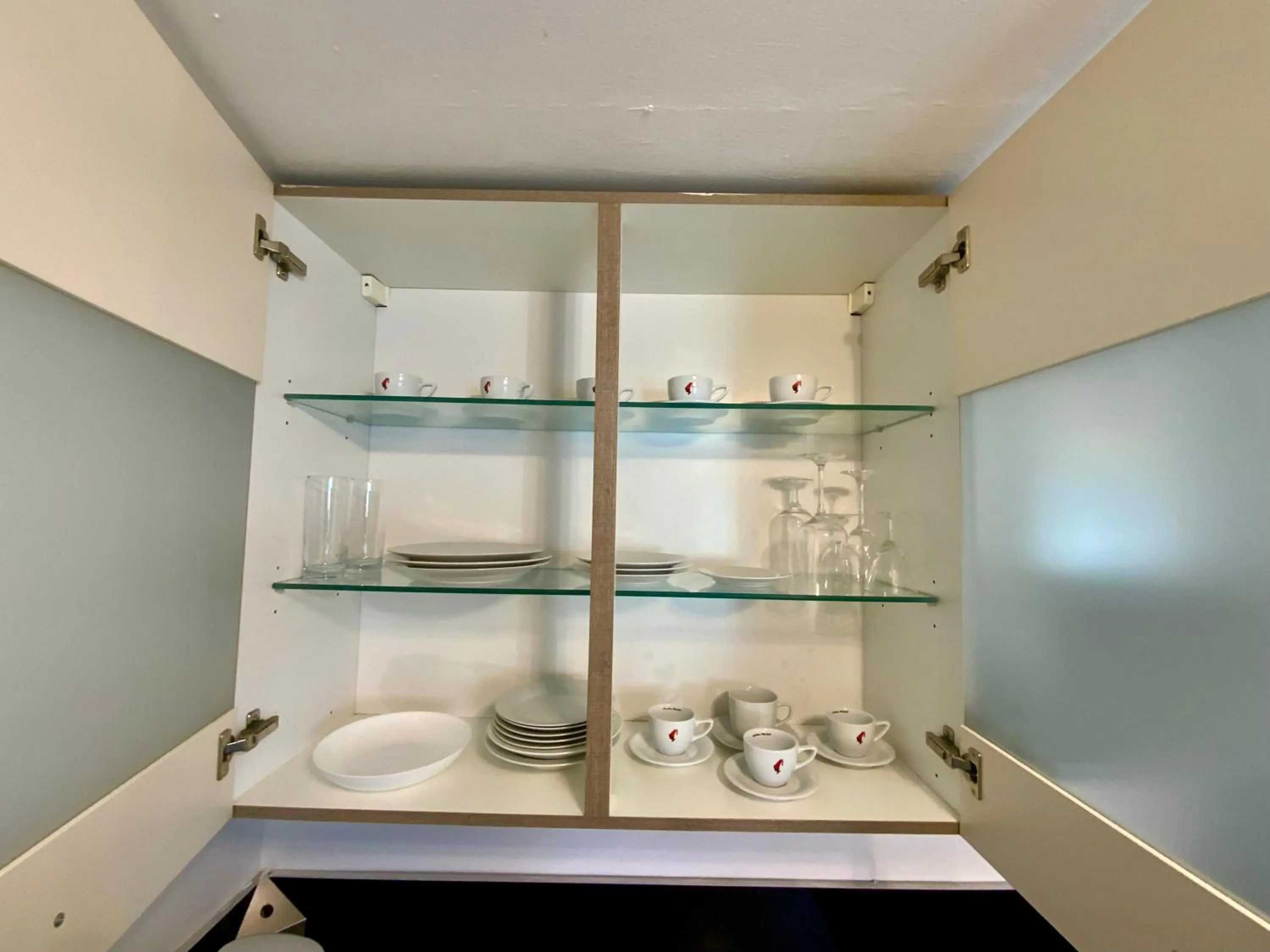 Kitchen or kitchenette in Geinberg Suites & Via Nova Lodges