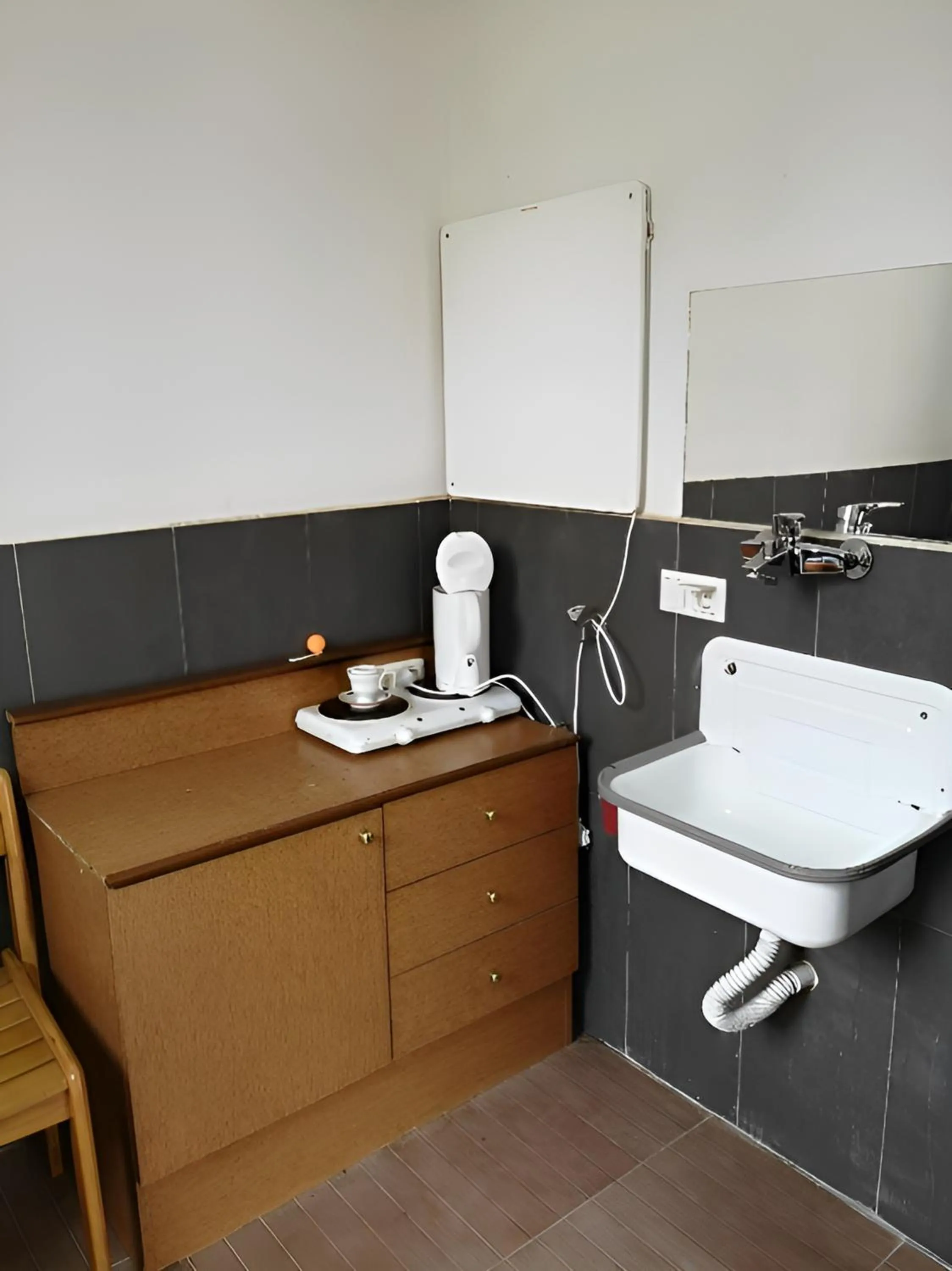 Kitchen or kitchenette in Geinberg Suites & Via Nova Lodges